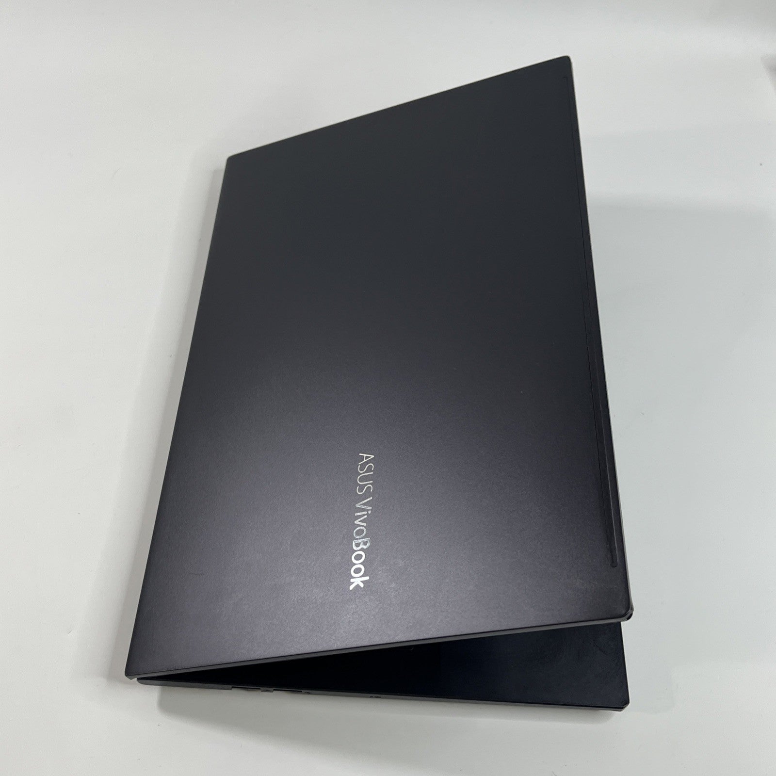 ASUS VivoBook 15 M513U 15.6 Full HD, Ryzen 5, 8GB RAM, 512GB SSD, Laptop Black