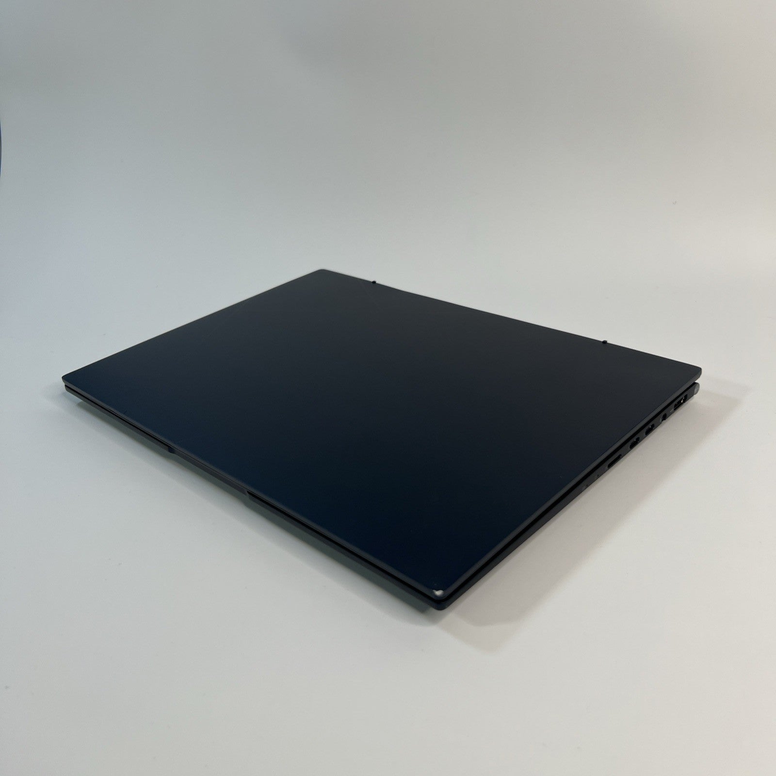 ASUS Zenbook UX3402ZA 14"  Laptop Intel Core i5-1240P 8GB RAM 512 SSD 