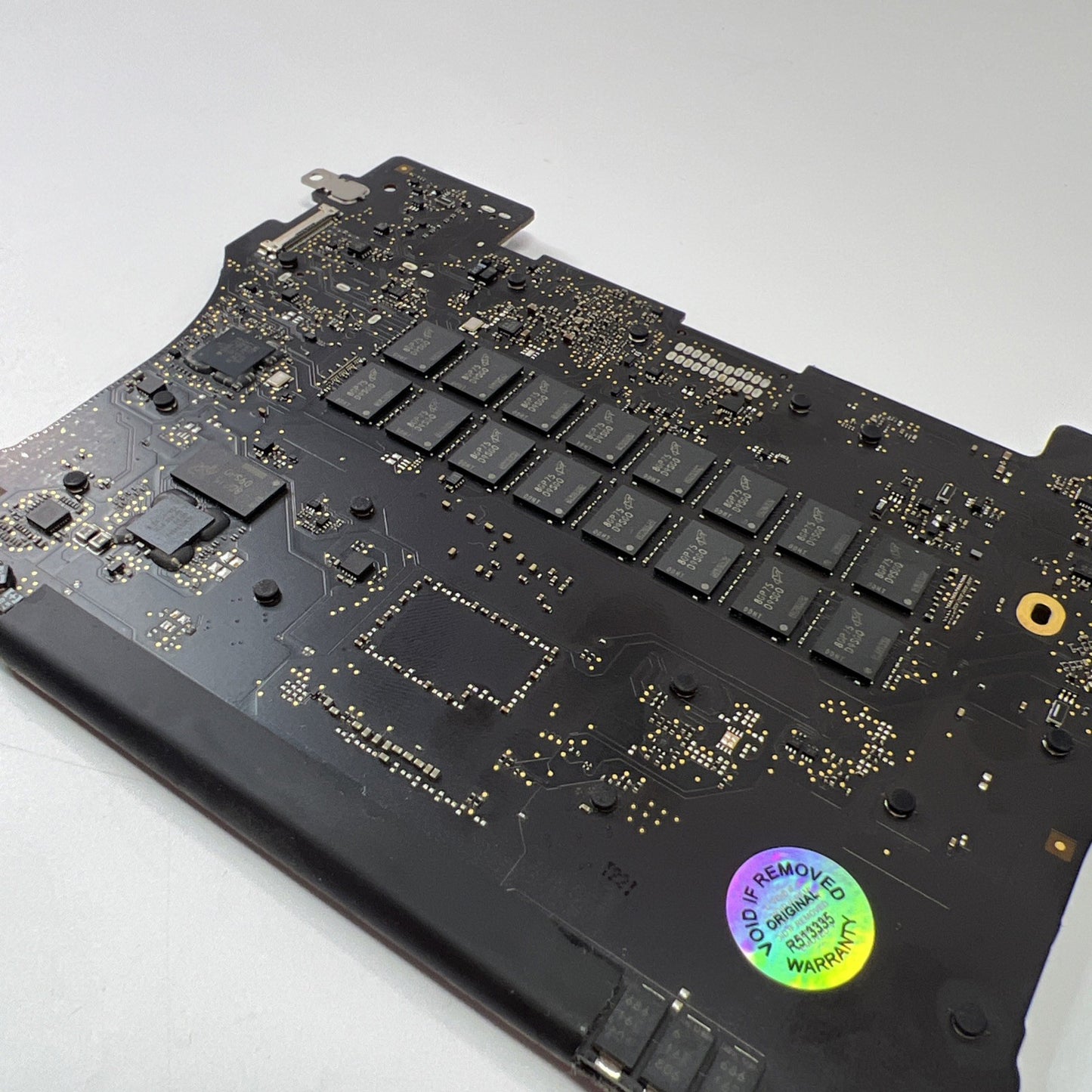 MacBook Pro 15" A1398 Mid-2015 Logic Board 2.2GHz i7-470HQ 16GB 820-00138-A