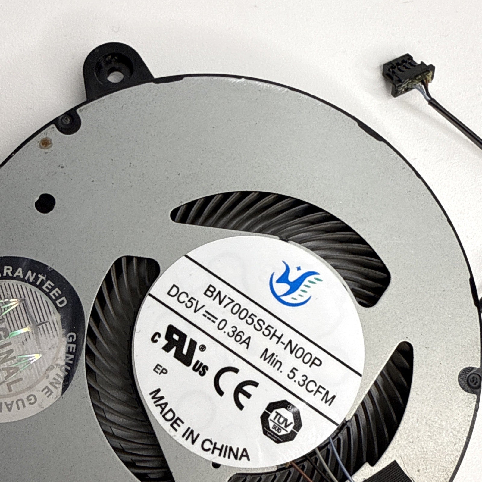 0KGH4R CPU LEFT Fan For DELL Inspiron 7500 7501 Vostro 7500 P102F KGH4R
