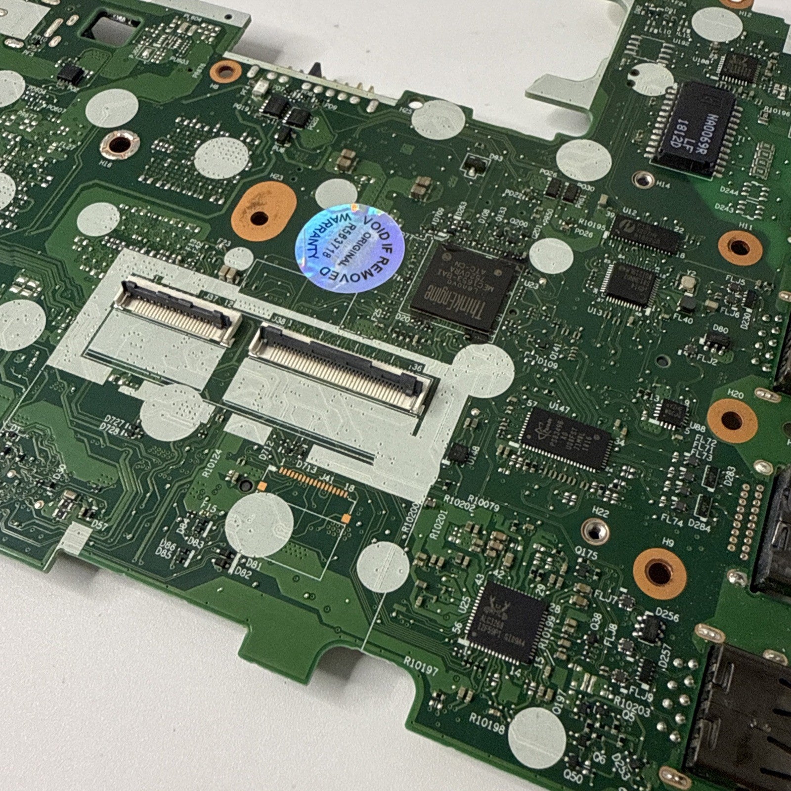 Lenovo Thinkpad T470 Motherboard i5 8th Gen (Powers On, No Display)