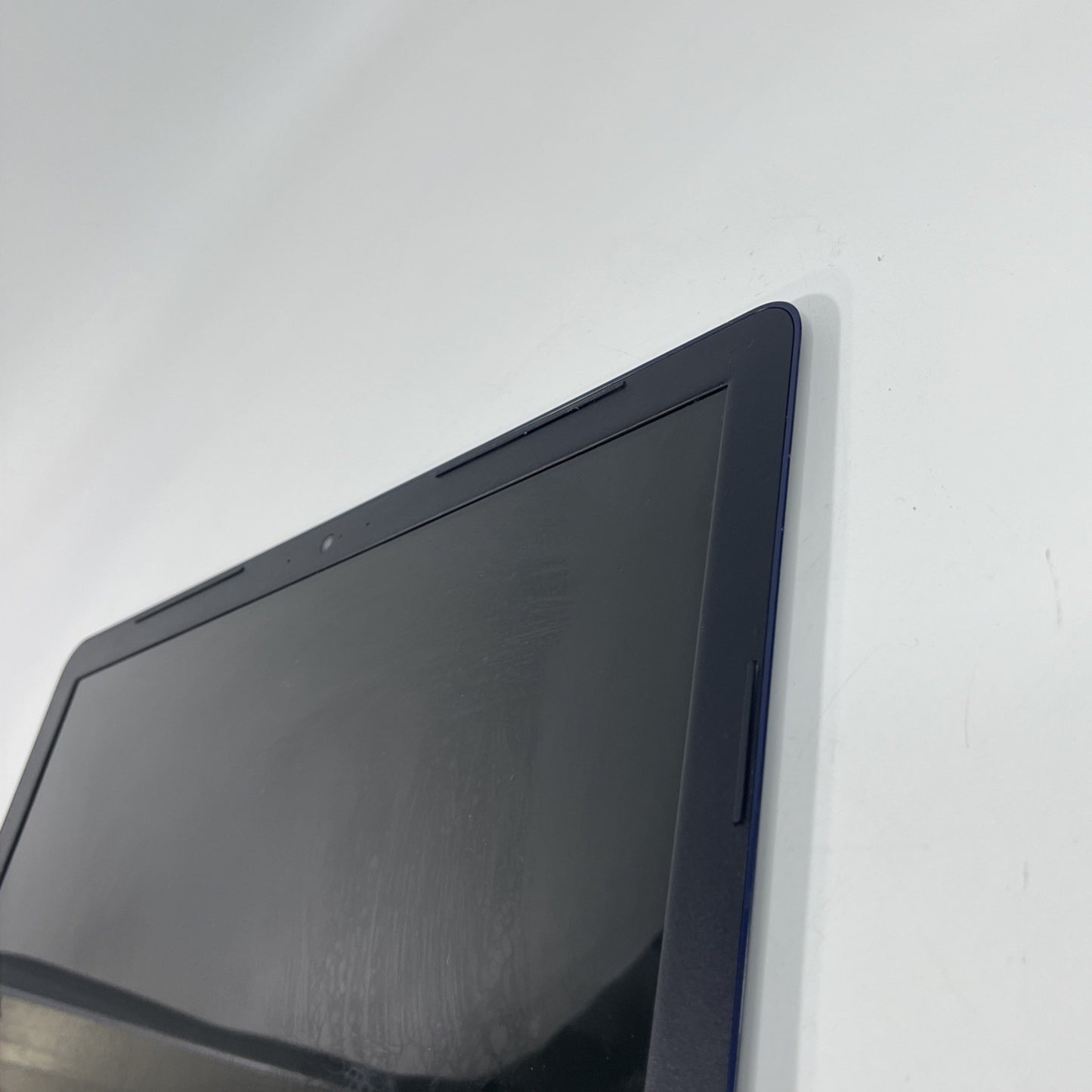 Genuine Blue Dell Inspiron 15 5567  Complete Top Lid And Screen Assembly.