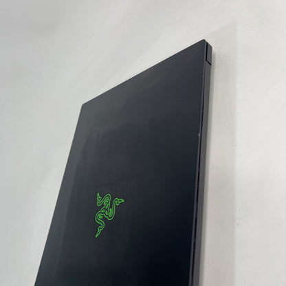 Razer Blade 15 RZ09-0328 I7-10th GEN RTX 2060 16 GB RAM 512GB SSD GOOD BATTERY