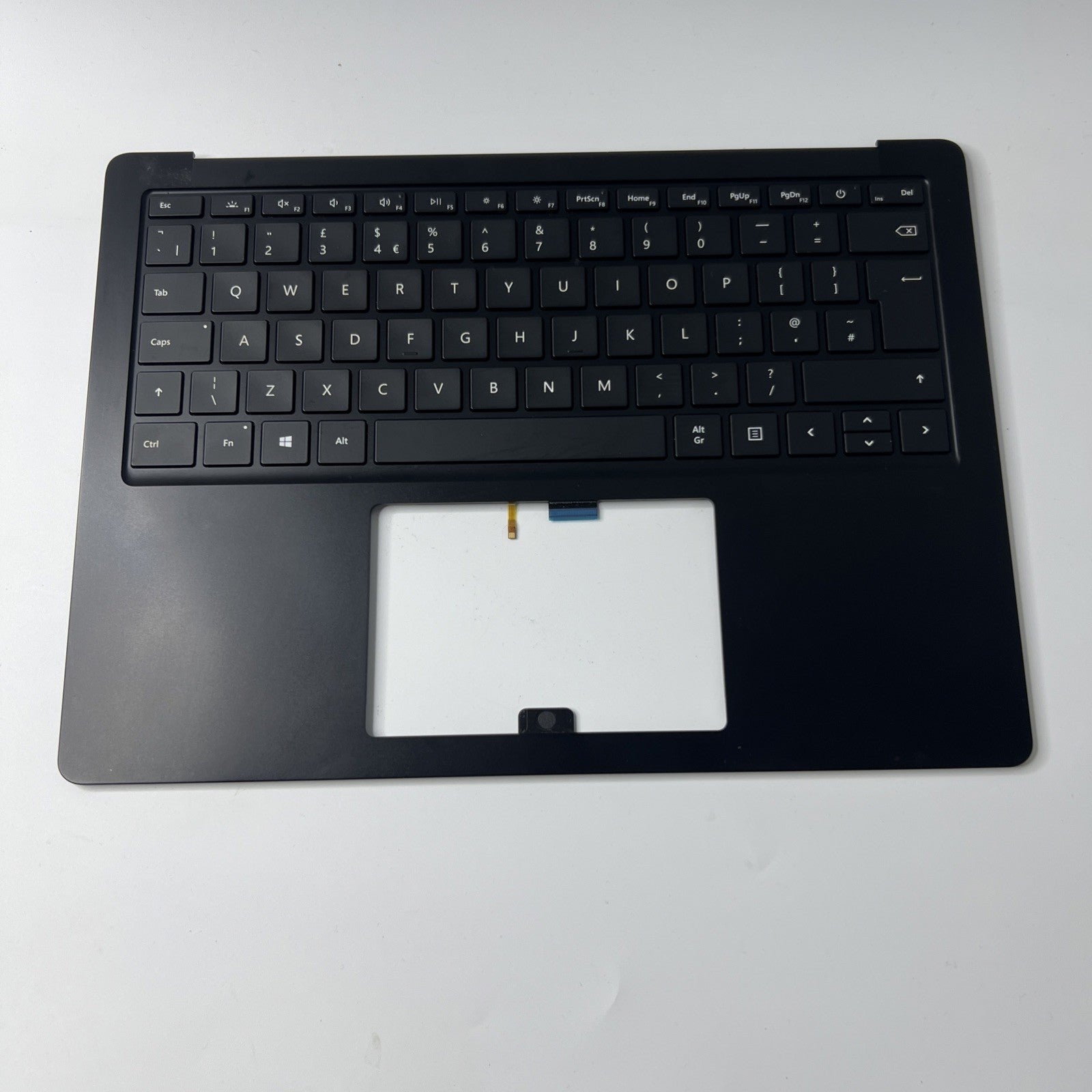 Microsoft Surface 3 1868 Palmrest Assembly UK Keyboard Black M1114262-001