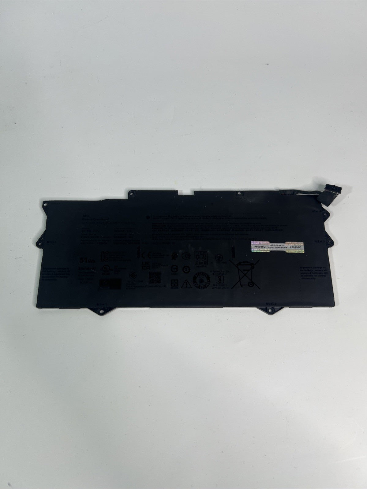 Dell XPS 13 9350 Genuine Battery 0W6D4H – Tested Working – Very Good Condition