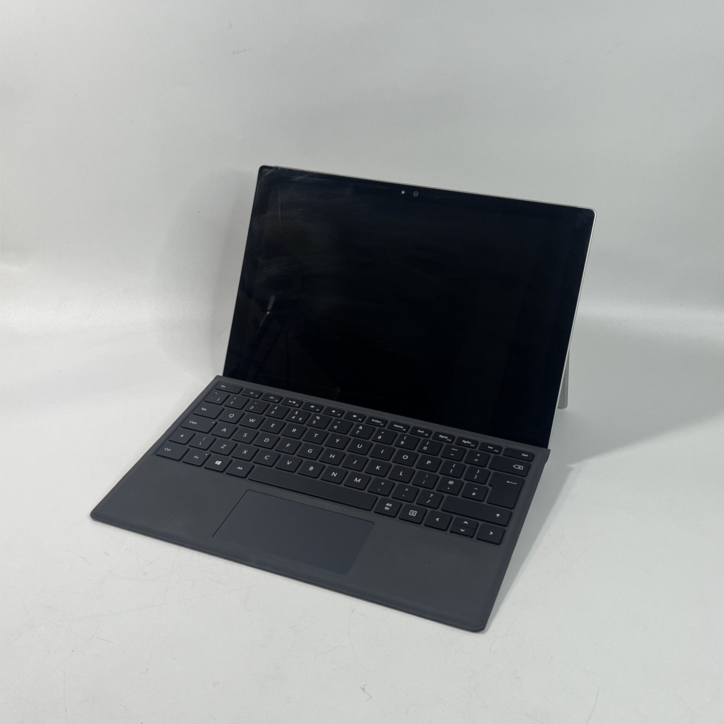 Microsoft Surface Pro 4 12.3” Intel i5-6300U  8GB RAM 256GB SSD & Keyboard