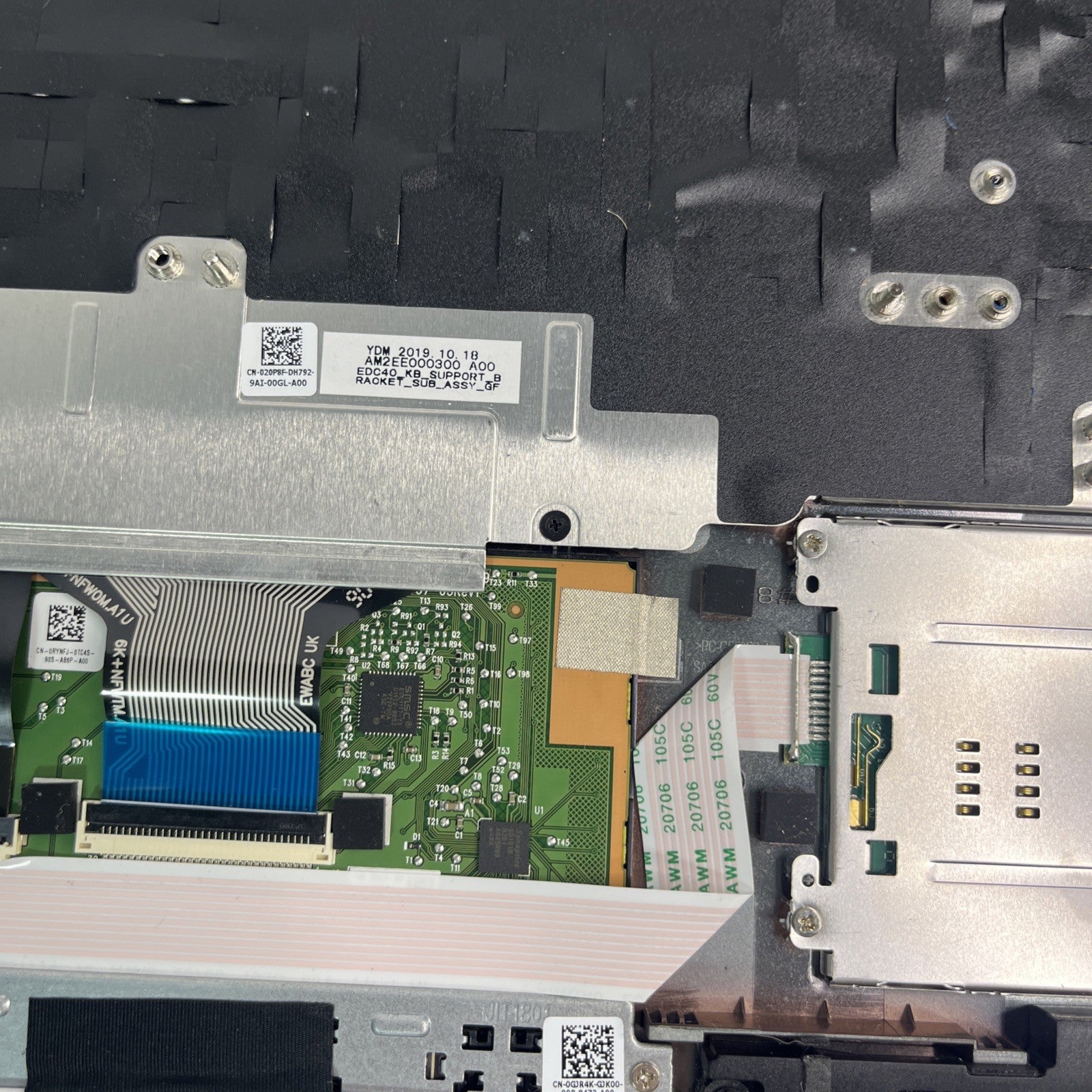 Genuine Black Dell Latitude 7400 Palmrest, Touchpads& Speakers CN-020P8F