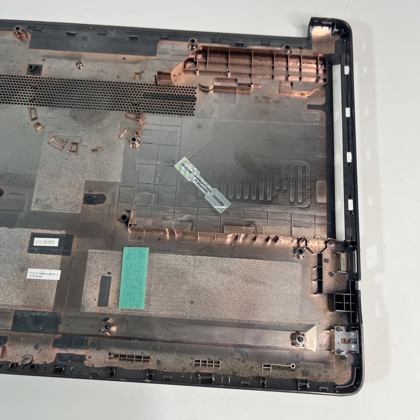 Genuine Black Hp 250 G7 Bottom-base Ap2Hj000650 Grade C .