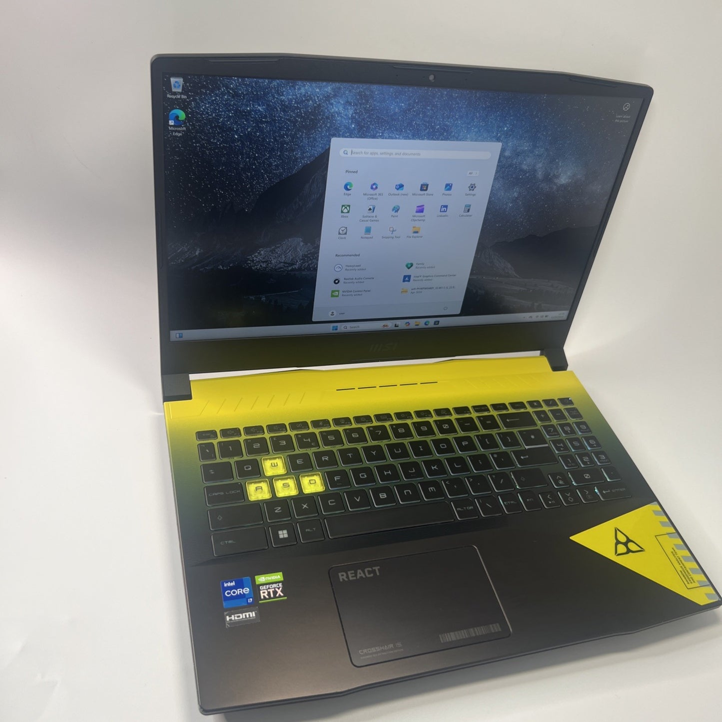 MSI Crosshair 15 Intel Core i7-12700H 1TB SSD 16GB RAM RTX 3070  Windows 11