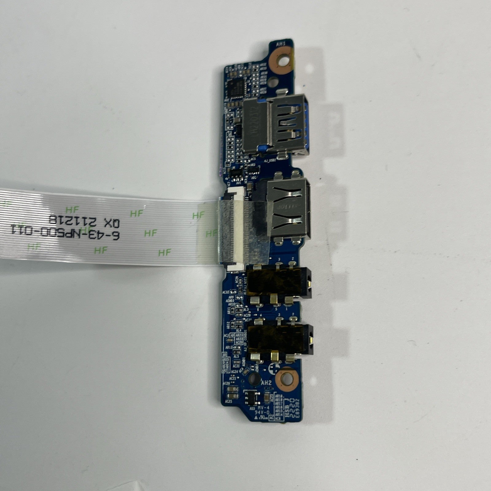 Genuine Black Medion Erazer Crawler E30-MD624 Usb Board  6-71-np5k8