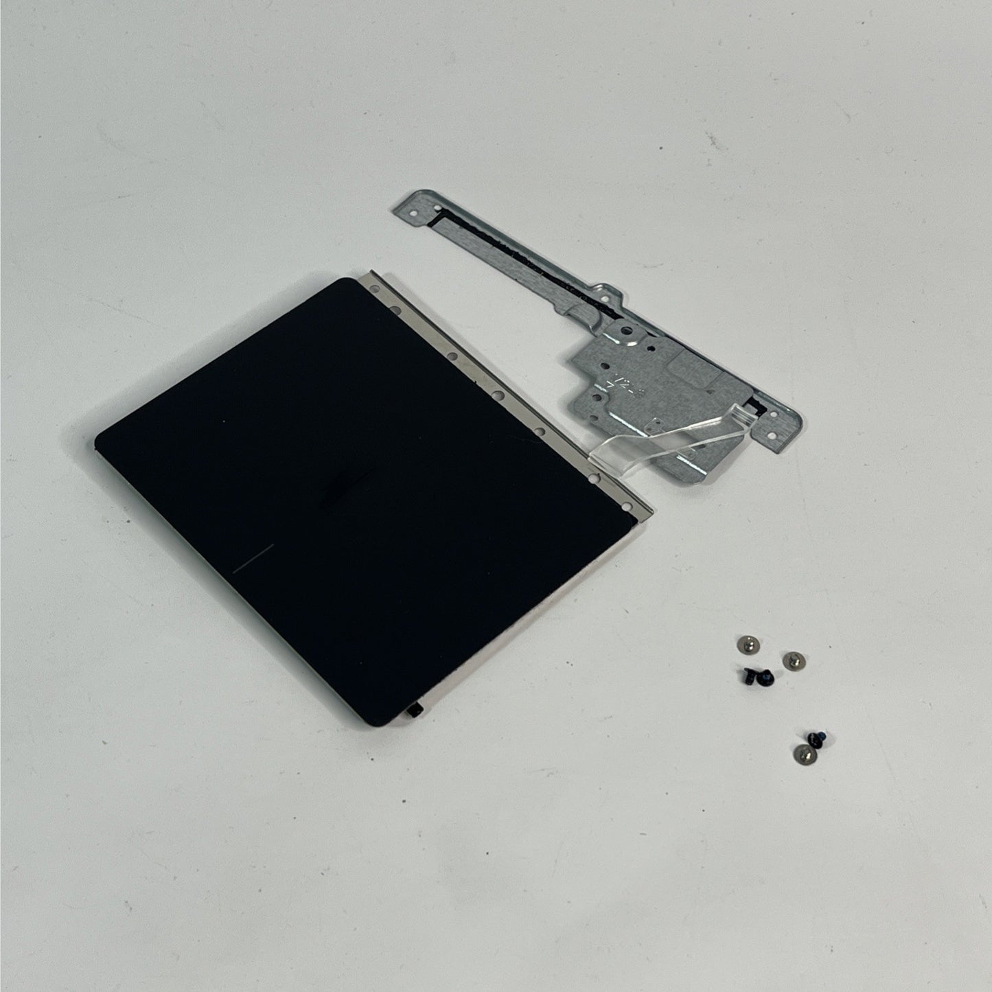 Genuine Black Dell Vostro 15 3568 Touchpad + Screws