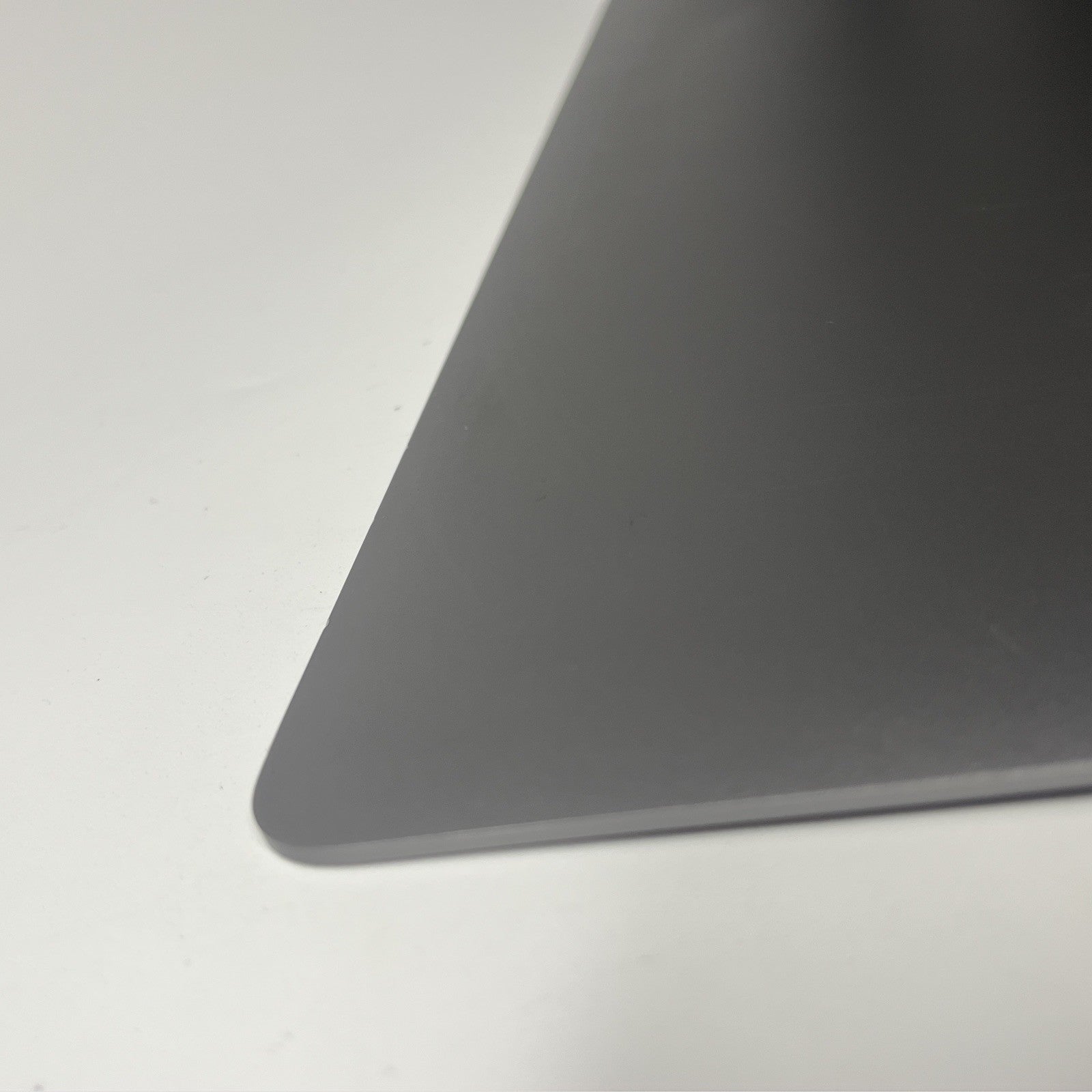 Genuine Apple MacBook Pro A2141 16" Display Assembly Screen. cracked From Side.