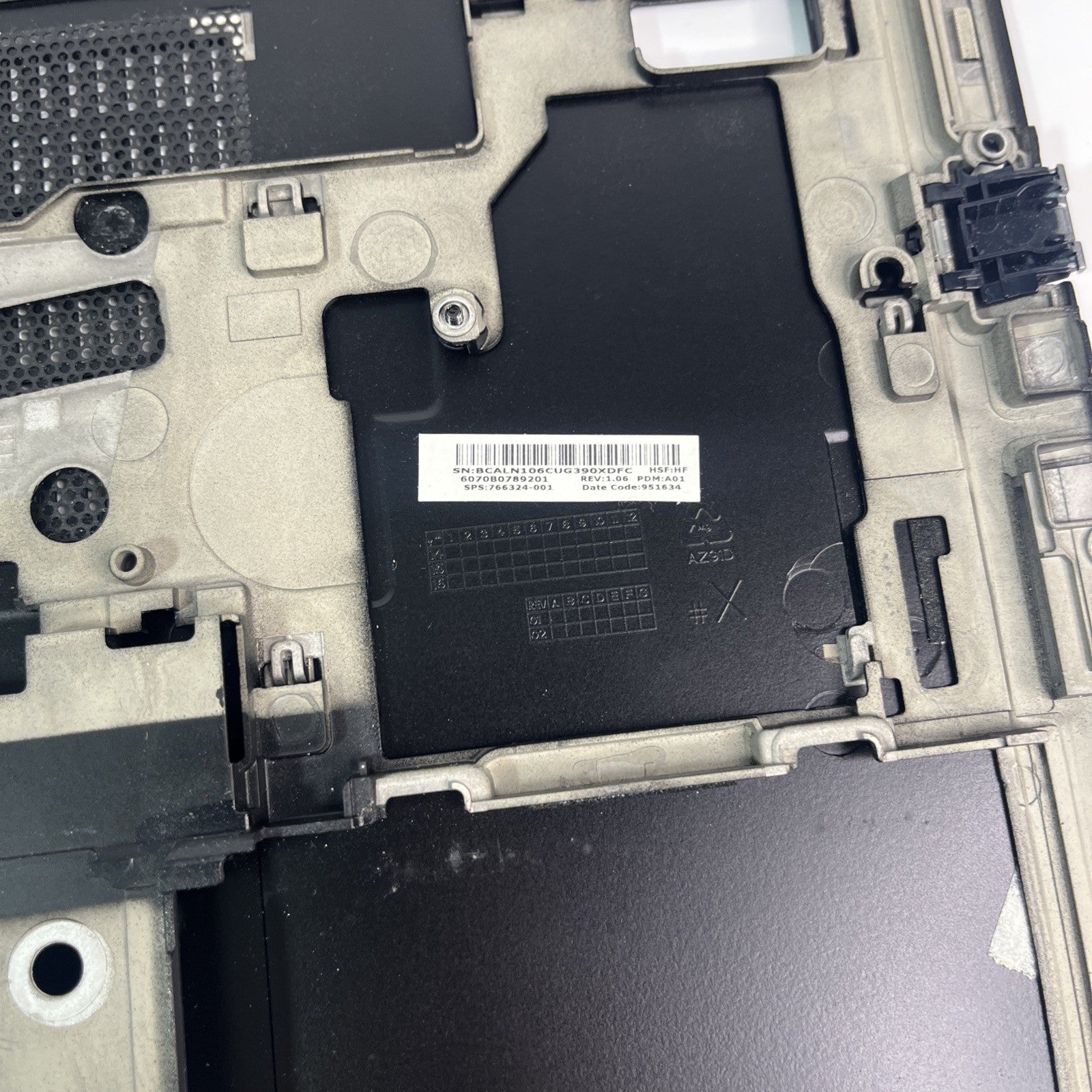 Genuine Black HP EliteBook 840 G5 Bottom Base Lower Cover Chassis BCALN106C.#G C