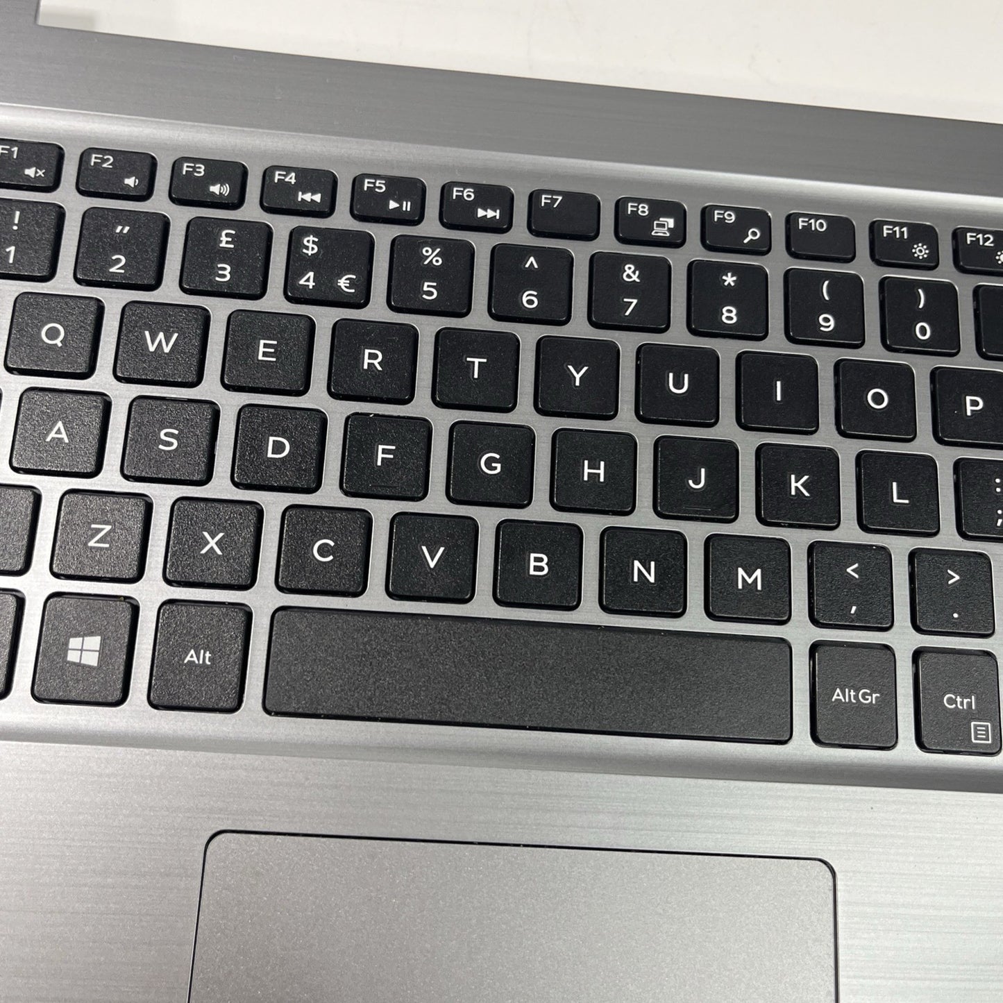 Genuine Grey Dell Inspiron 15 5567  Palmrest, Keyboard,speaker & Touchpad 0PTINY