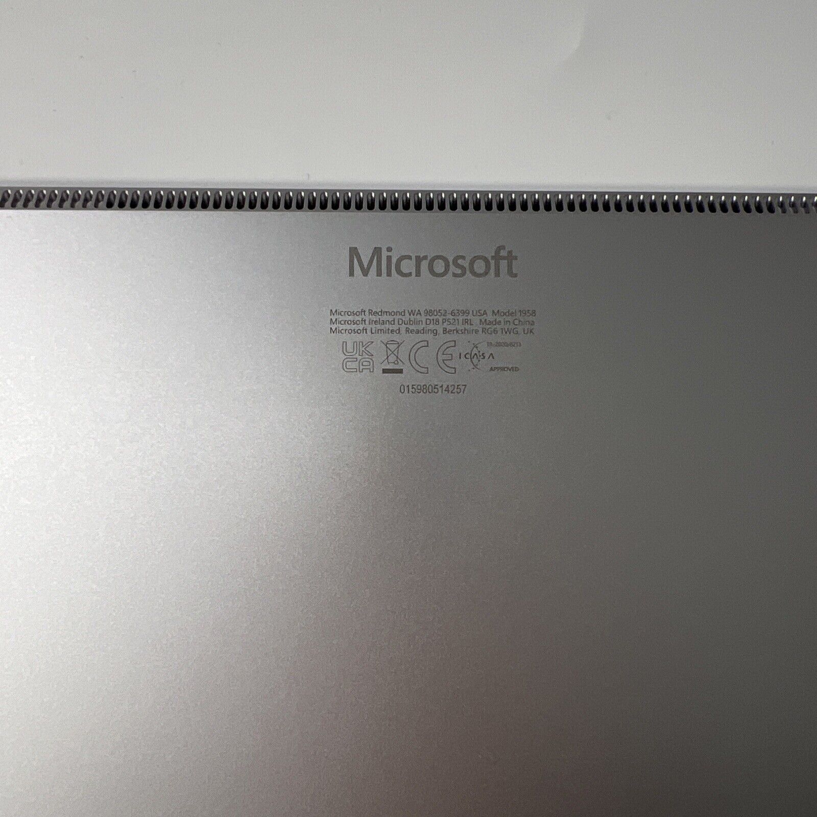 Microsoft Surface 4 1958 Bottom Base Cover Silver + Battery DYNT02 (SMALL CHIP)