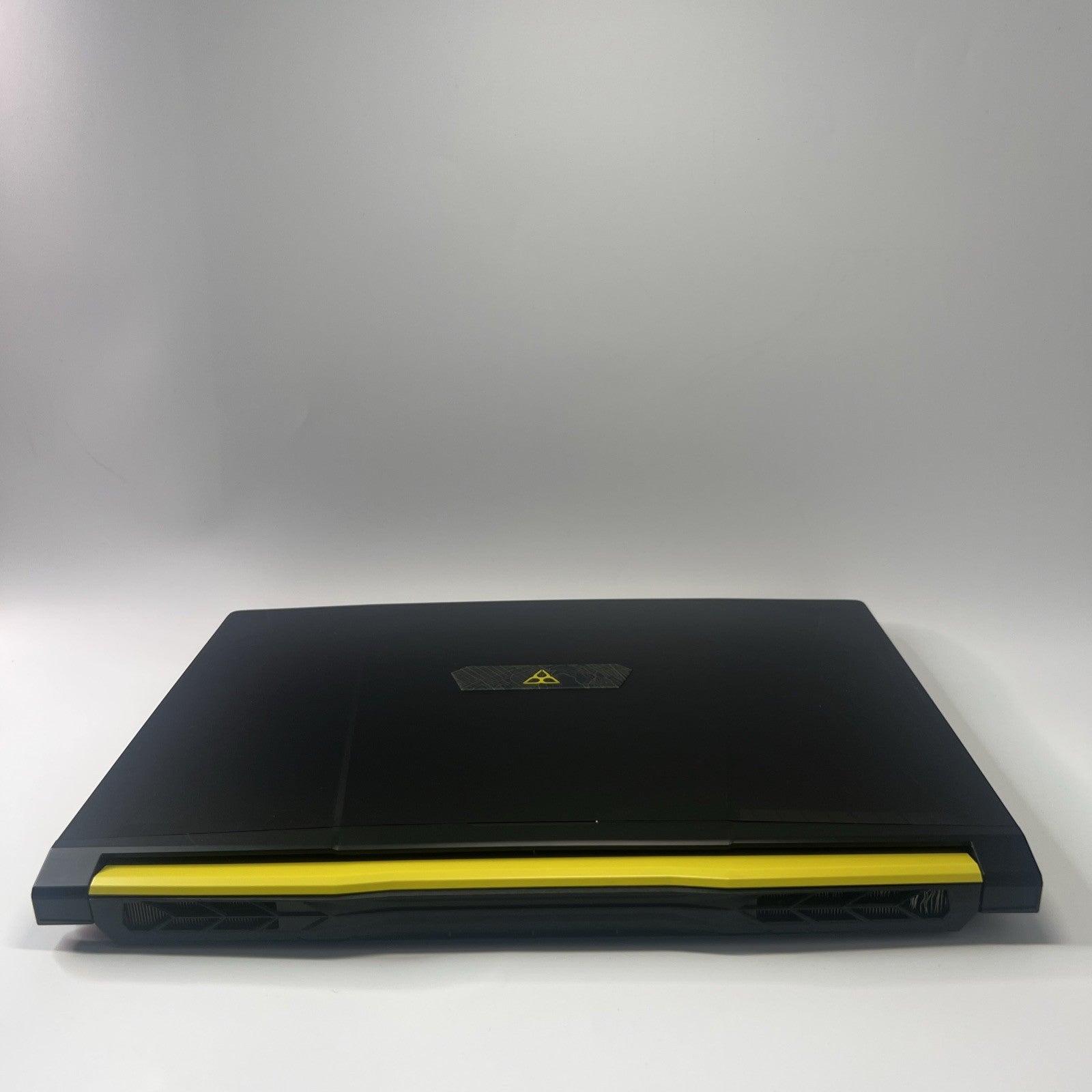 MSI Crosshair 15 Intel Core i7-12700H 1TB SSD 16GB RAM RTX 3070  Windows 11