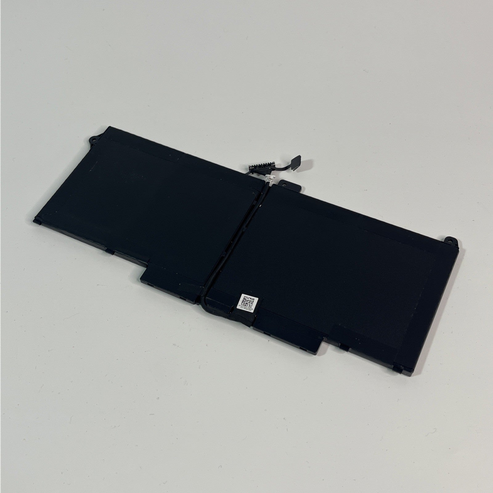 Genuine Dell Latitude 5520 Battery RJ40G Battery Health GOOD