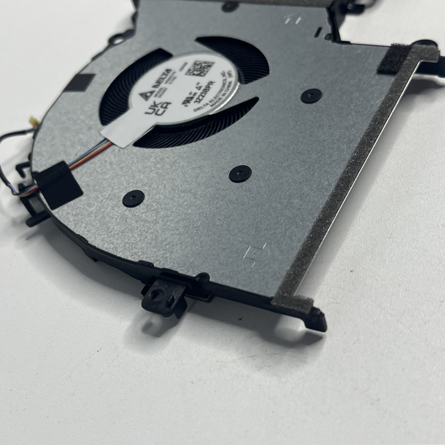 Genuine AsUS vivobook 16 m1605ya CPU Cooling Fan 13N1-edp0501
