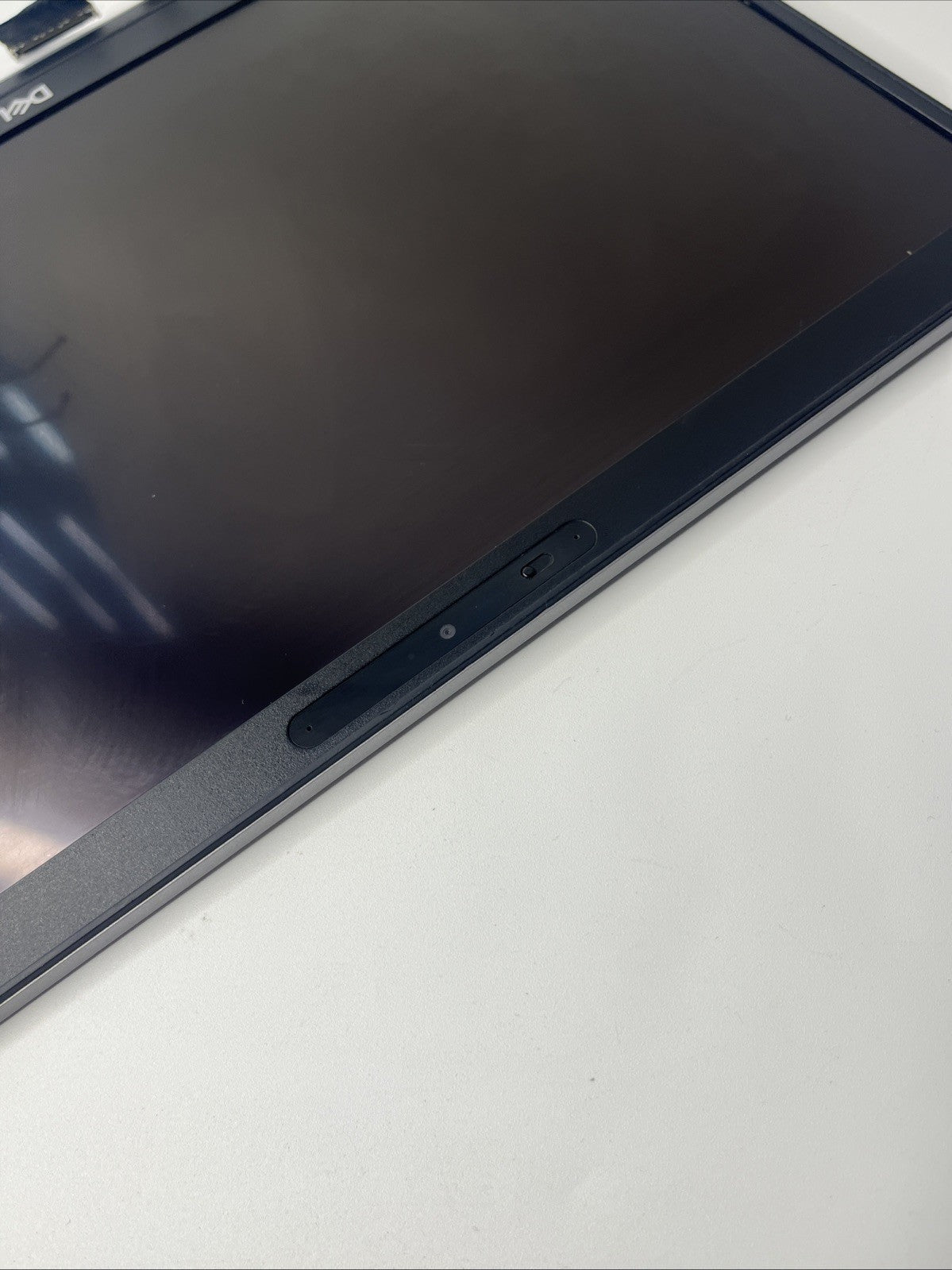 Genuine Dell Latitude 5410 Silver Touchscreen FHD Complete LCD Screen Assembly.