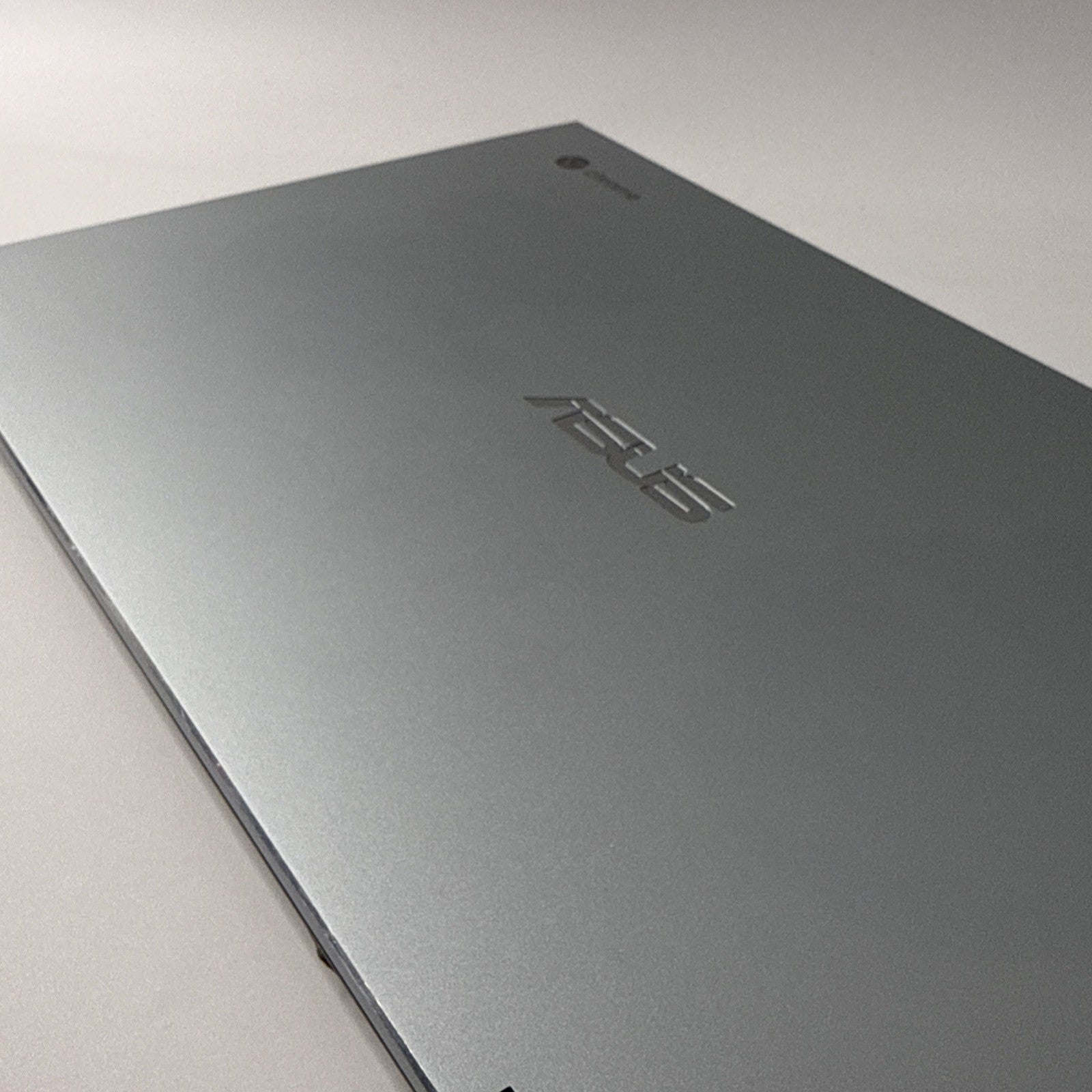 Asus Chromebook Flip C433T Touchscreen Assembly with Top Lid Cover