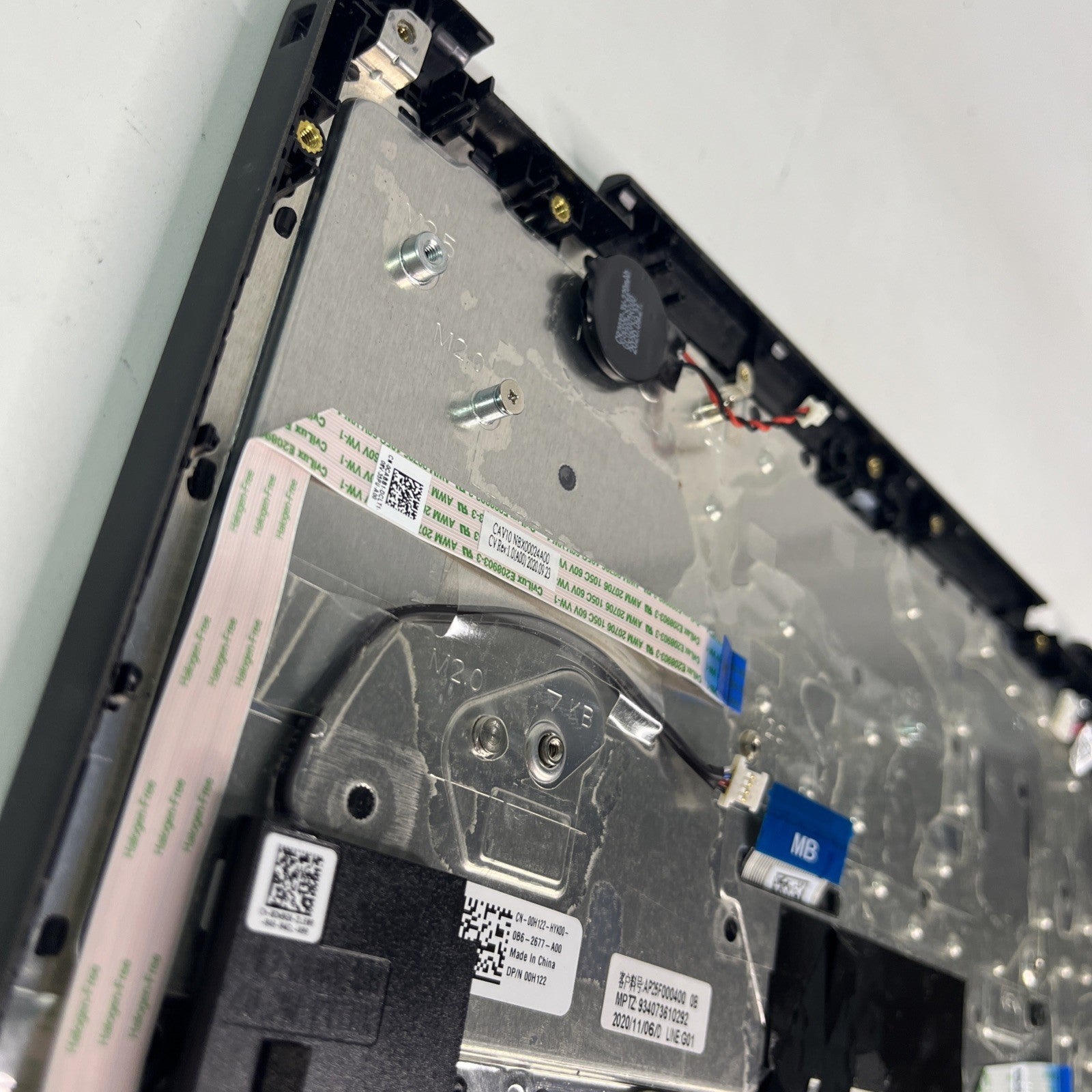 Genuine Black Dell Latitude 3190 Palmrest,touchpad  & Speaker Cn-00H122-HyK00