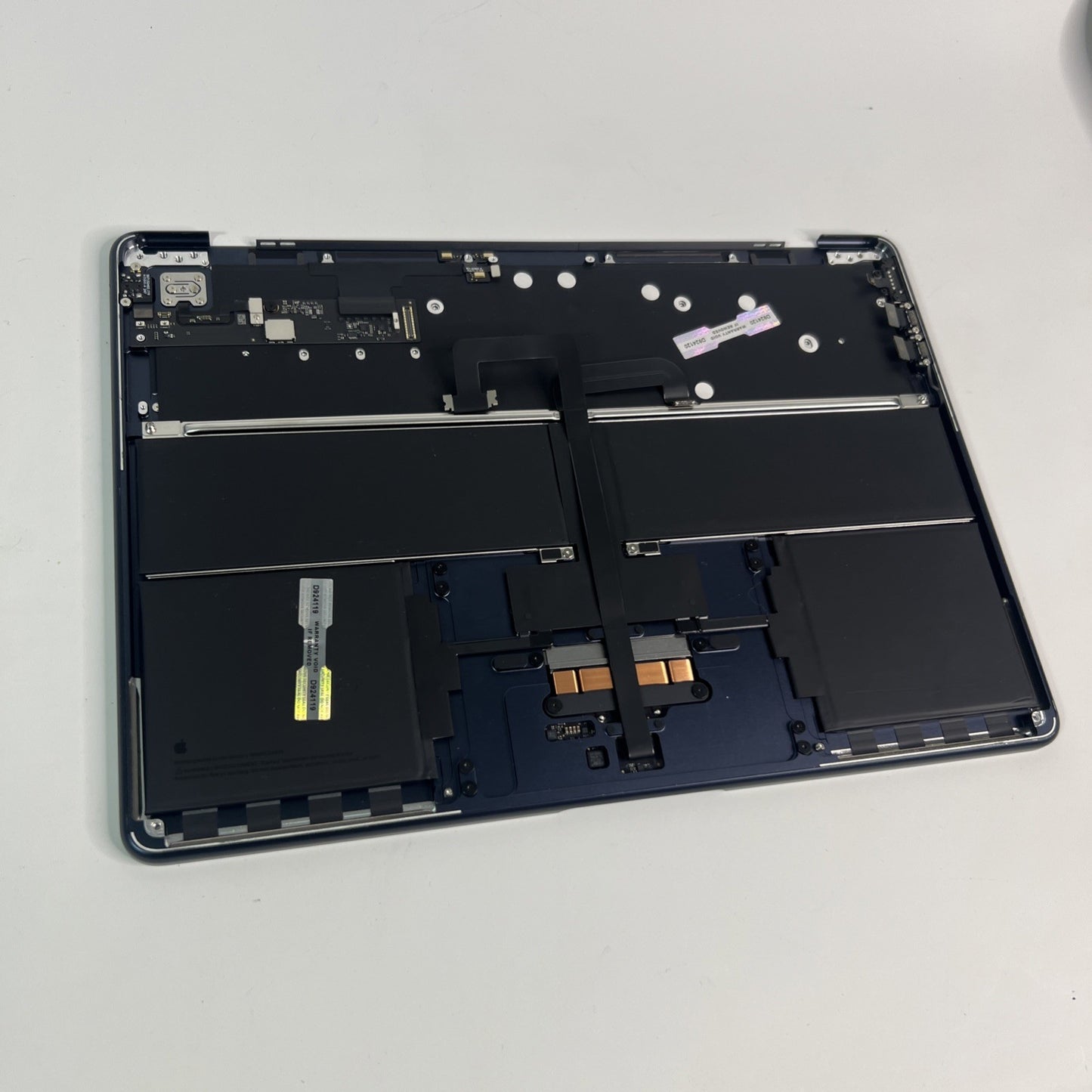 Apple MacBook Air 13" A3240 (2025 M4) Palmrest Midnight  Read Description