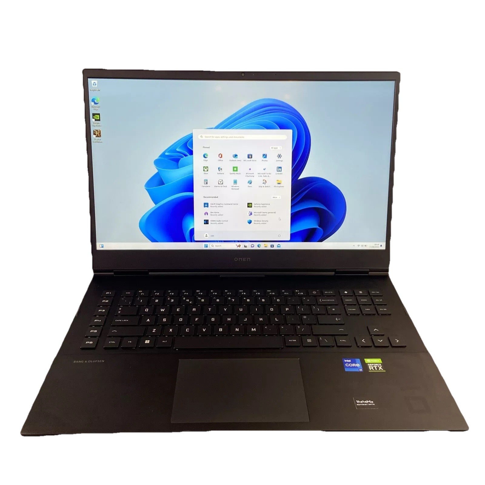 HP Omen 17-ck1502na Core i7-12700H 16GB 512GB SSd RTX 3060 17.3” Gaming Laptop