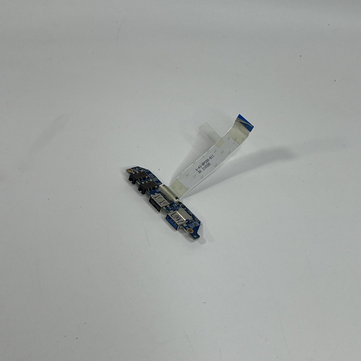 Genuine Medion Erazer E10 Usb Board With Cable