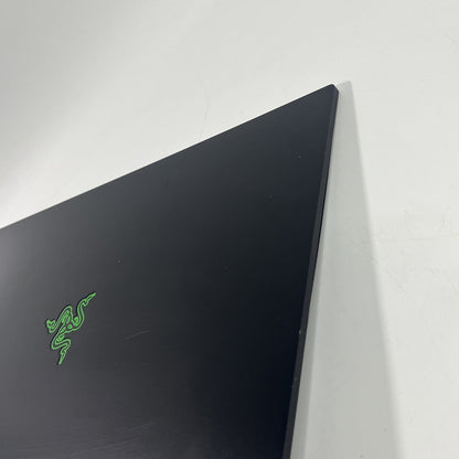 Genuine Black RAZER BLADE PRO 17 RZ09-0368 Complete Top Lid And Screen Assembly.