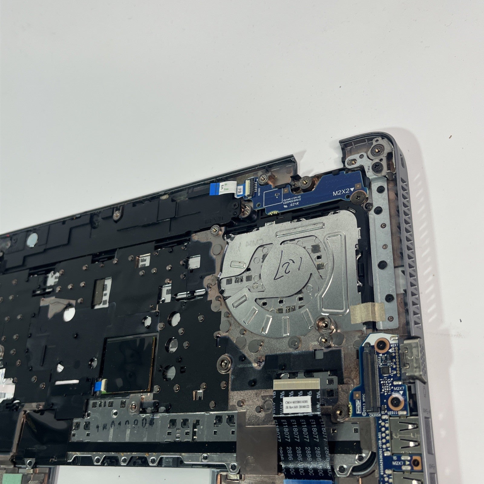 HP Elitebook 840 G5 Palmrest Assembly UK Keyboard 730964-001