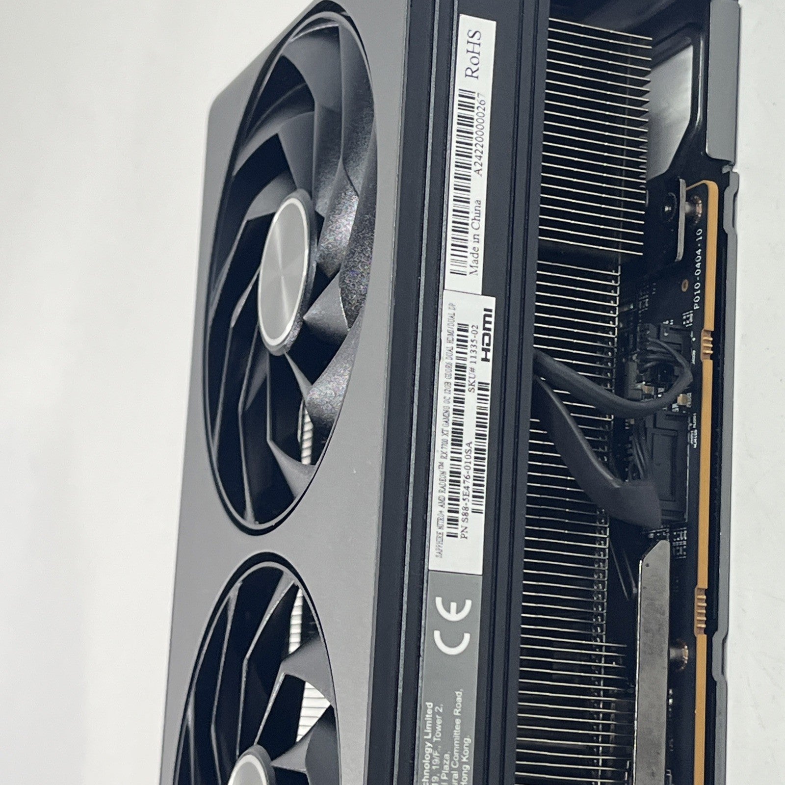 Sapphire AMD Radeon RX 7700 XT NITRO+ Graphics Card for Gaming - 12GB. Dead