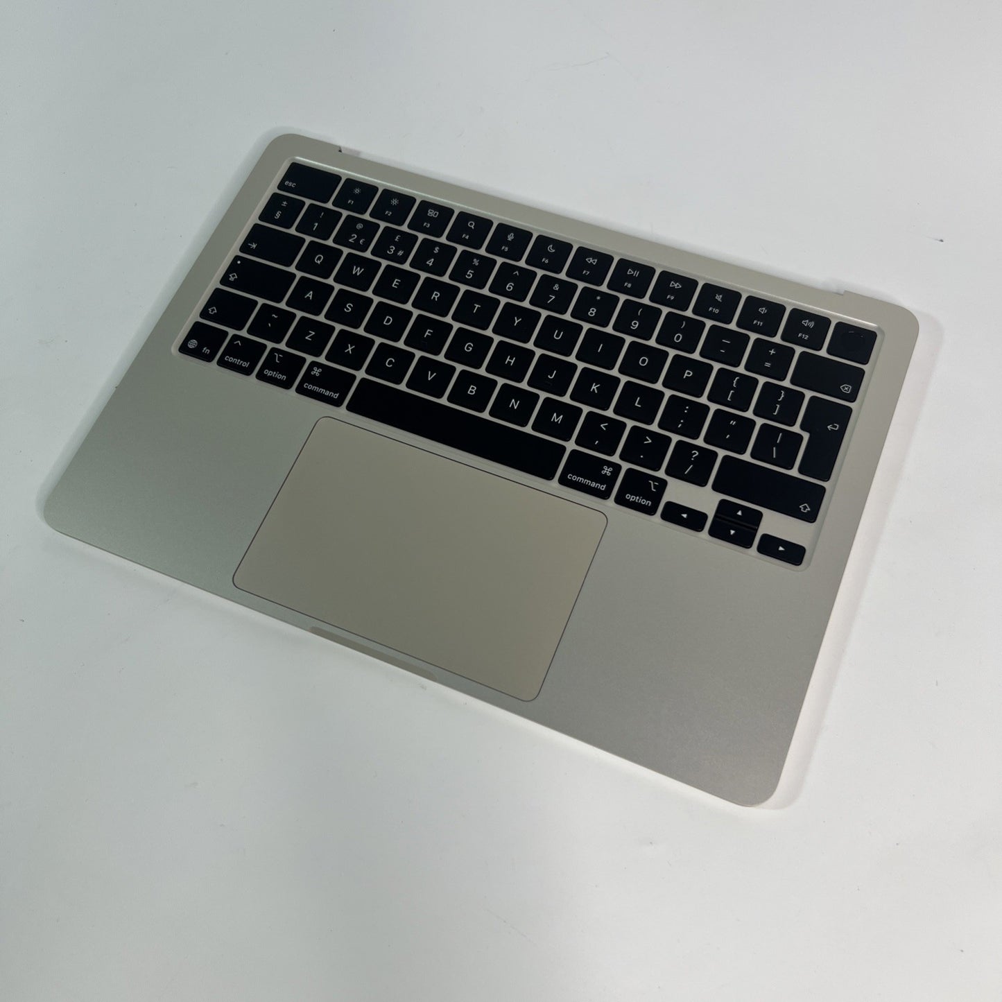 Apple MacBook Air 13" A3240 (2025 M4) Palmrest Starlight Read Description