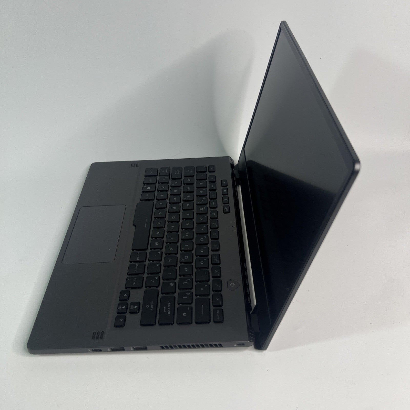 ASUS ROG Zephyrus G14 GA401IU – Ryzen 9 4900HS – GTX 1660Ti 512GB SSD 16GB RAM
