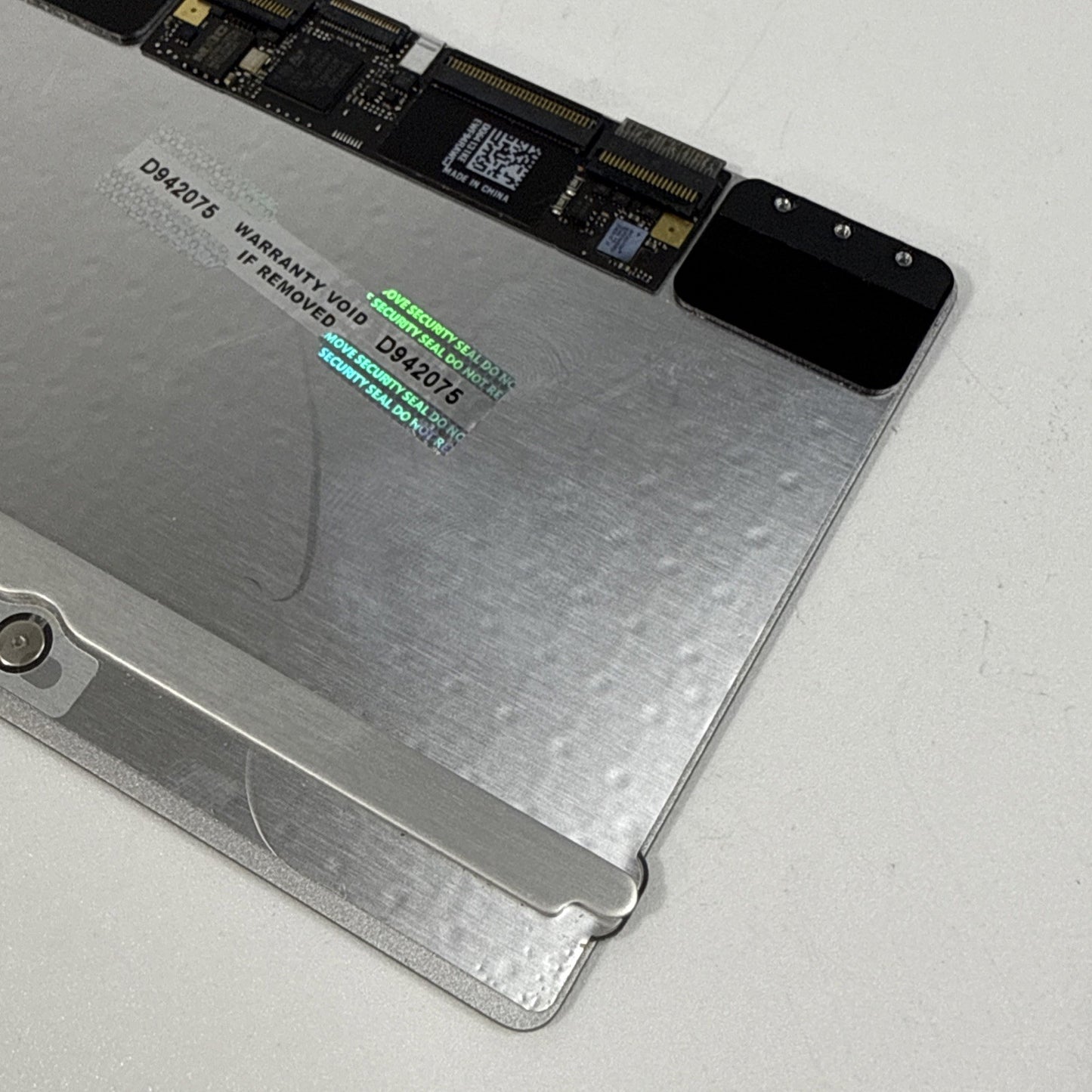 Macbook Air 13” A1466 Mid 2013 Touchpad Trackapd Mouse Cable Screws