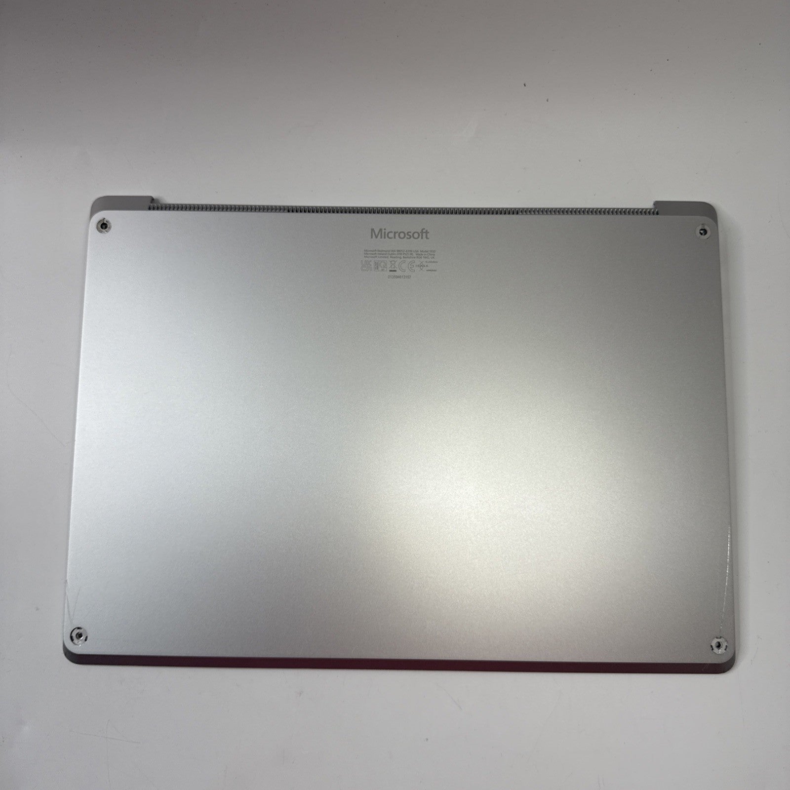 Microsoft Surface 4 1950 13.5 Bottom Base Battery & Housing Silver M1091261-007