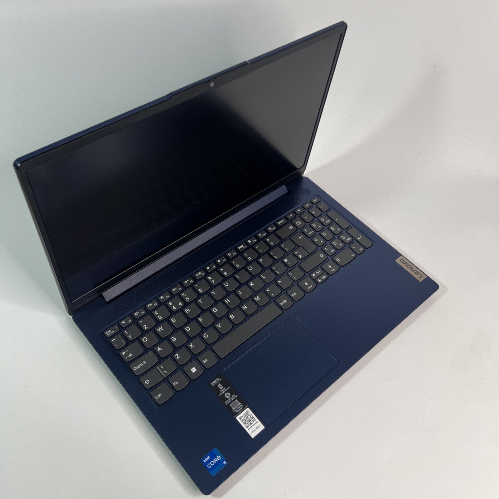 Lenovo IdeaPad Slim 3 15IAH i5-12450H 8GB RAM 256GB SSD Windows 11 Warranty