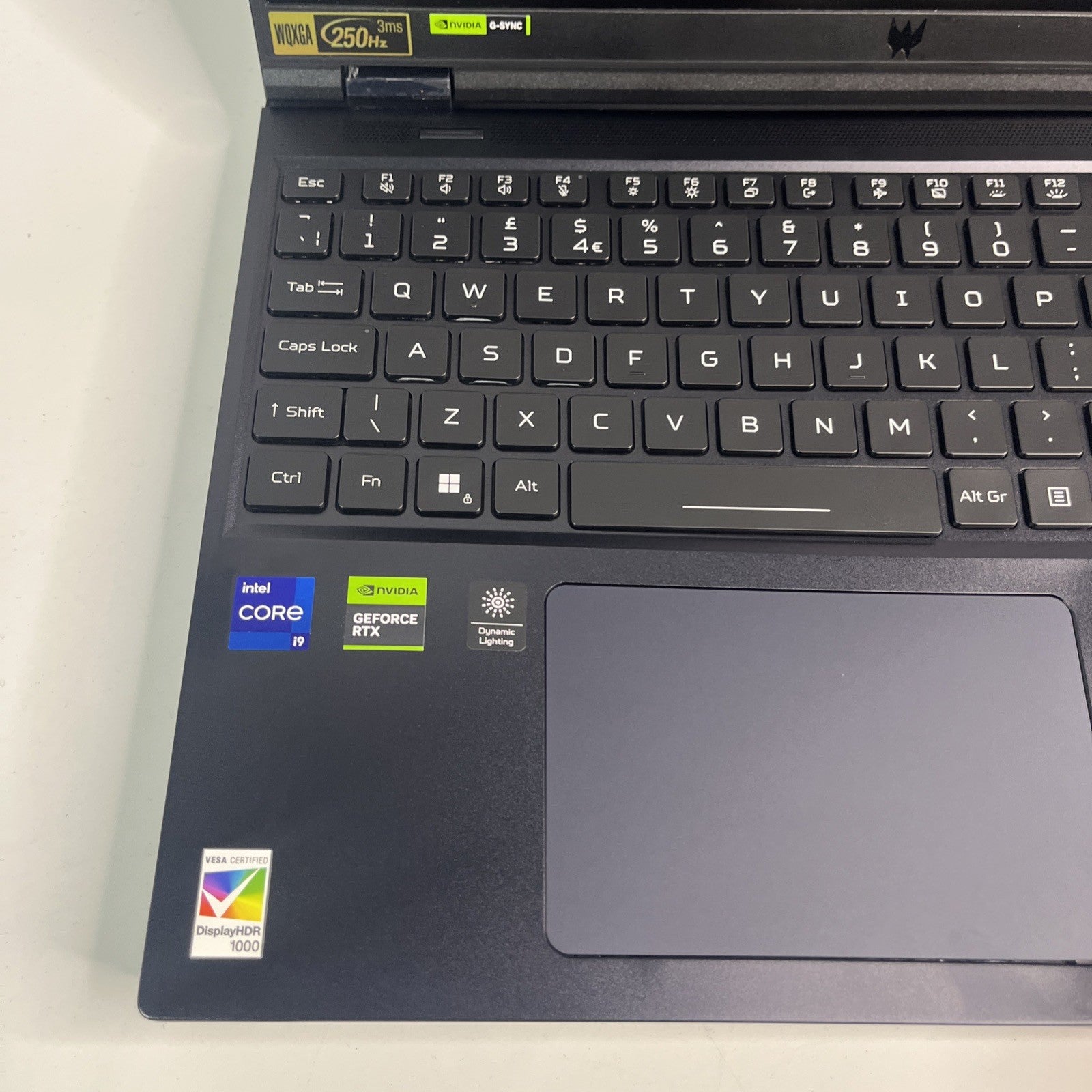Acer Predator Helios 16 PH16-72 16" Intel i9 14900HX  RTX 4080 16 RAM 5.40 GHz