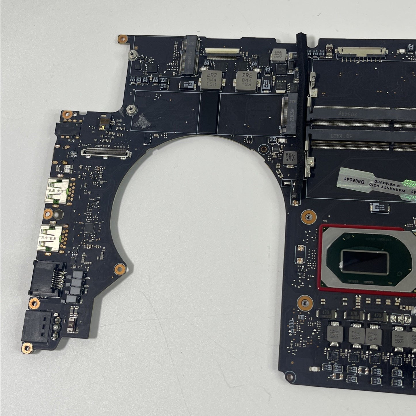 RAZER BLADE PRO 17 RZ09-0368 Intel I7-10875 RTX 6GB 3060 MOTHERBOARD. No Display