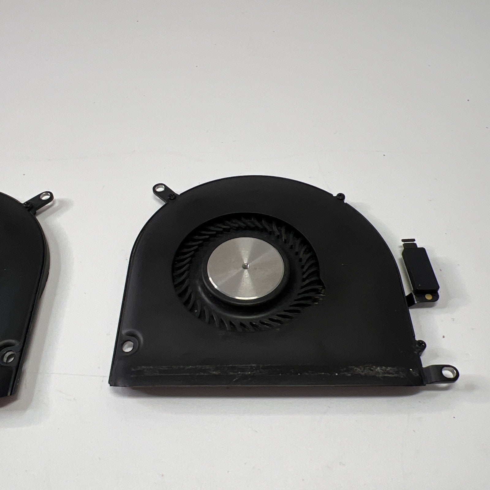 MacBook Pro Retina 15” A1398 Mid 2015 CPU Cooling Fans( Right & Left)