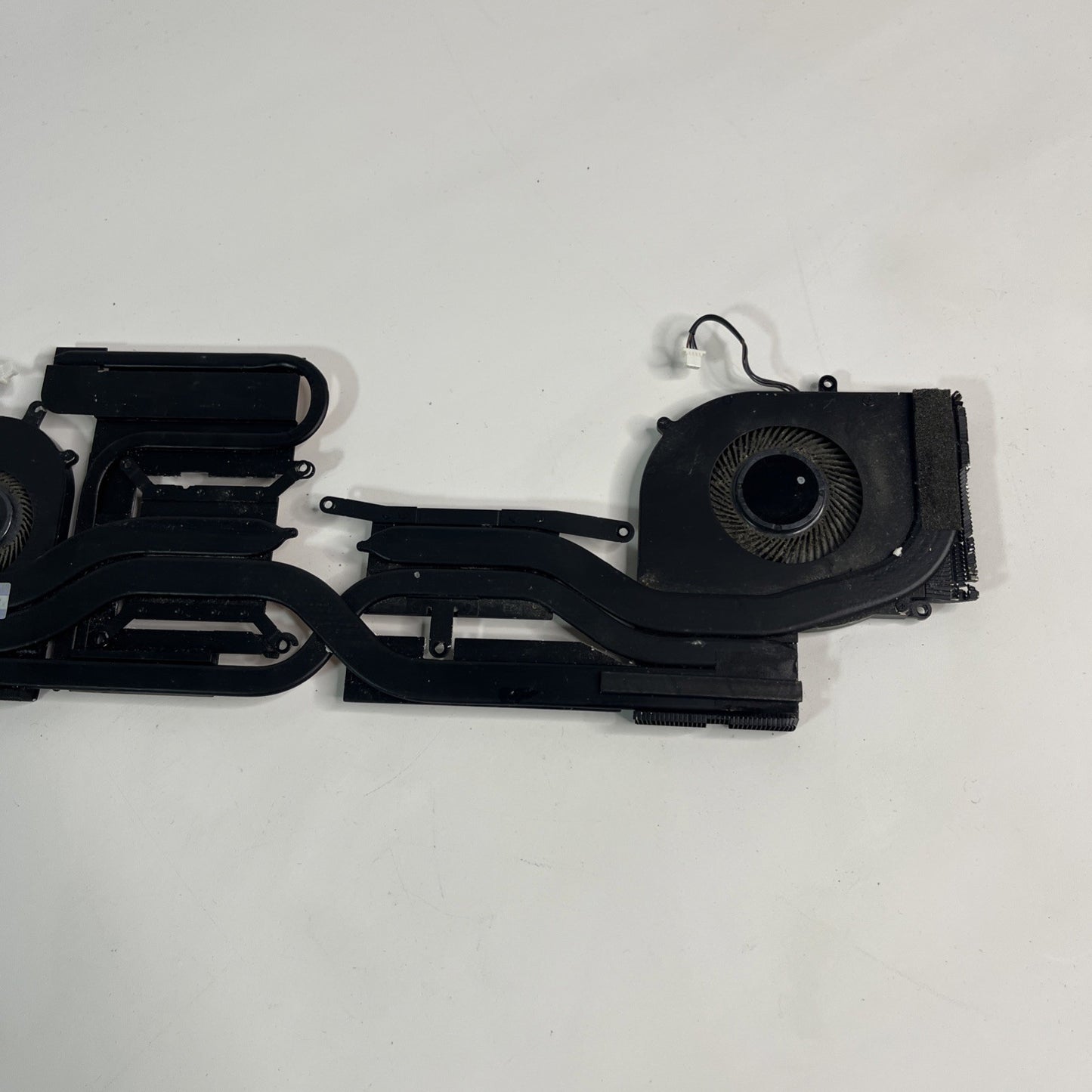 Genuine Grey msi z17 ms-17n1 Cpu & GPU Cooling Fans + Heatsink 0402140