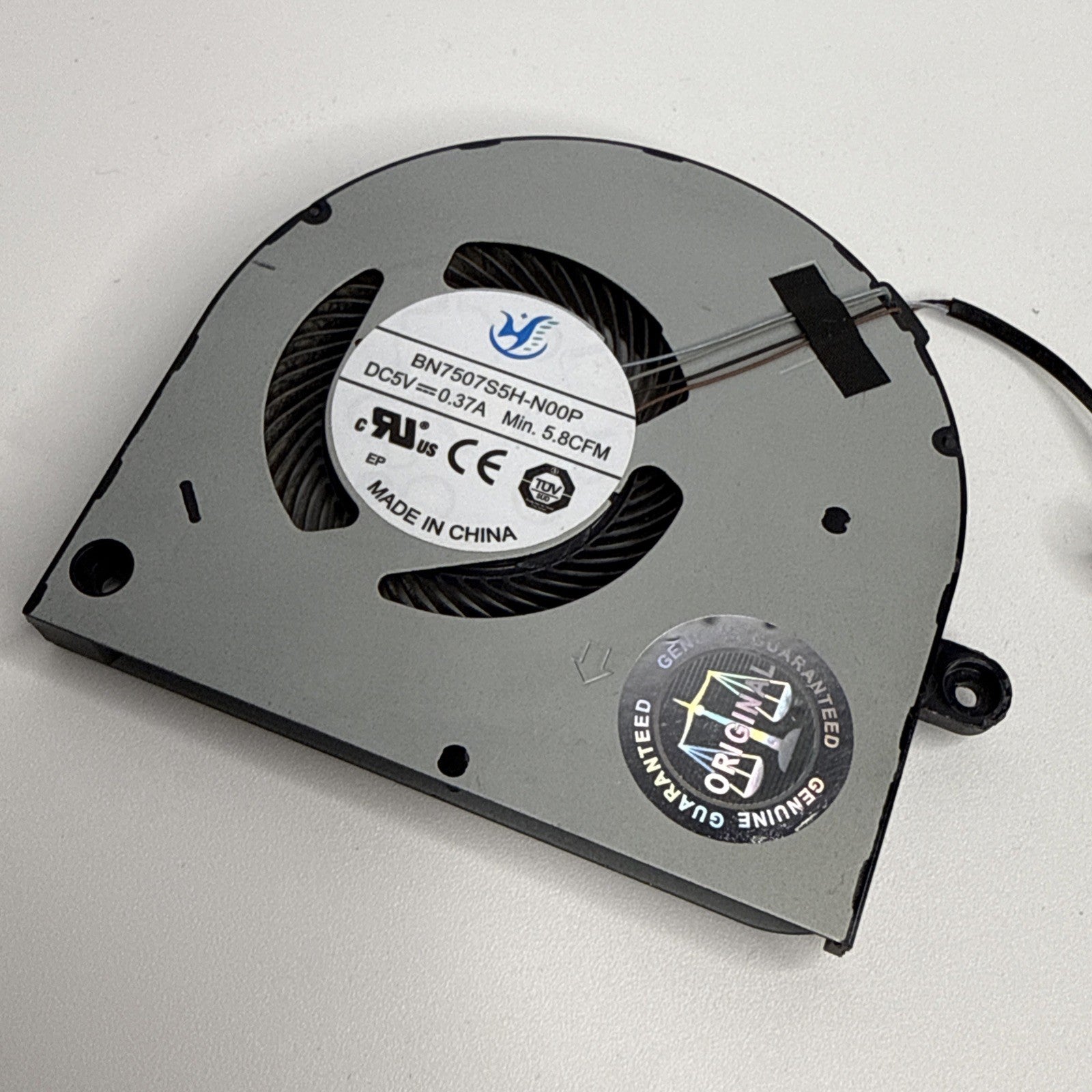 0YND40 GPU Cooling Fan For DELL Inspiron 7500 7501 Vostro 7500 YND40