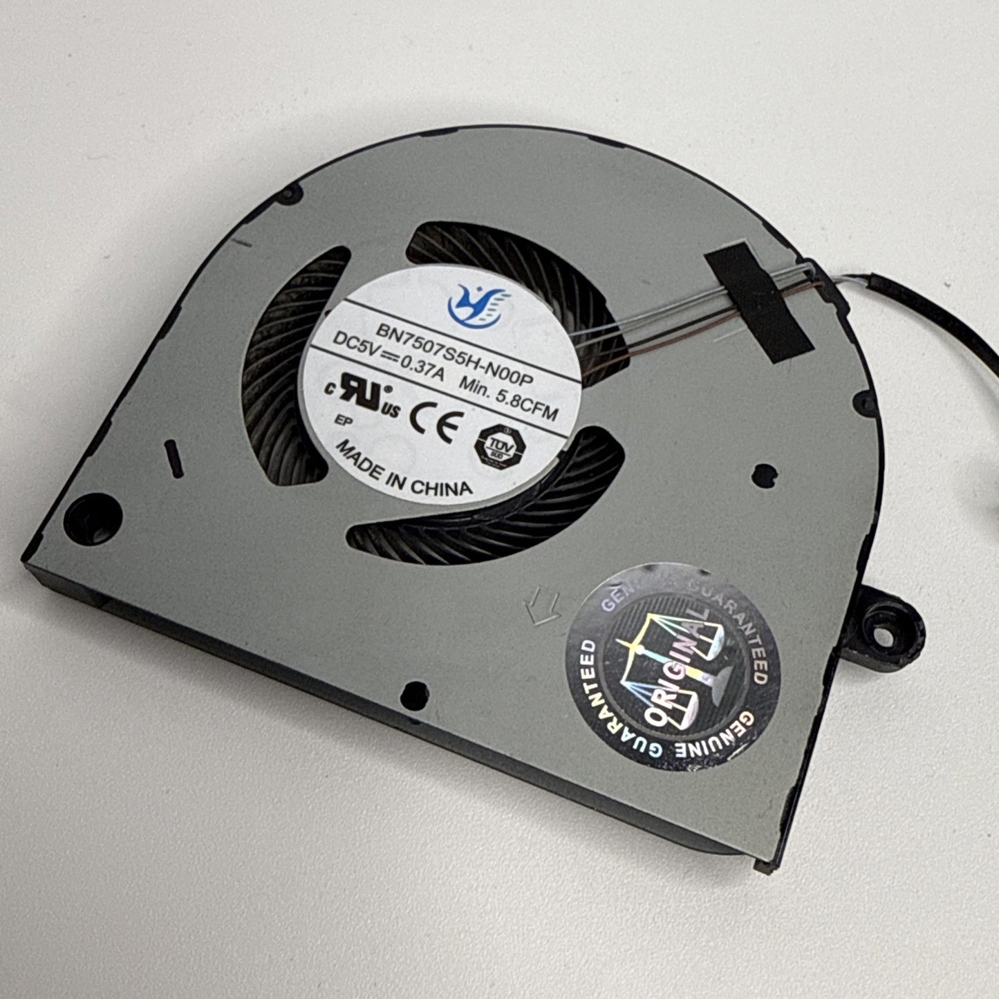 0YND40 GPU Cooling Fan For DELL Inspiron 7500 7501 Vostro 7500 YND40