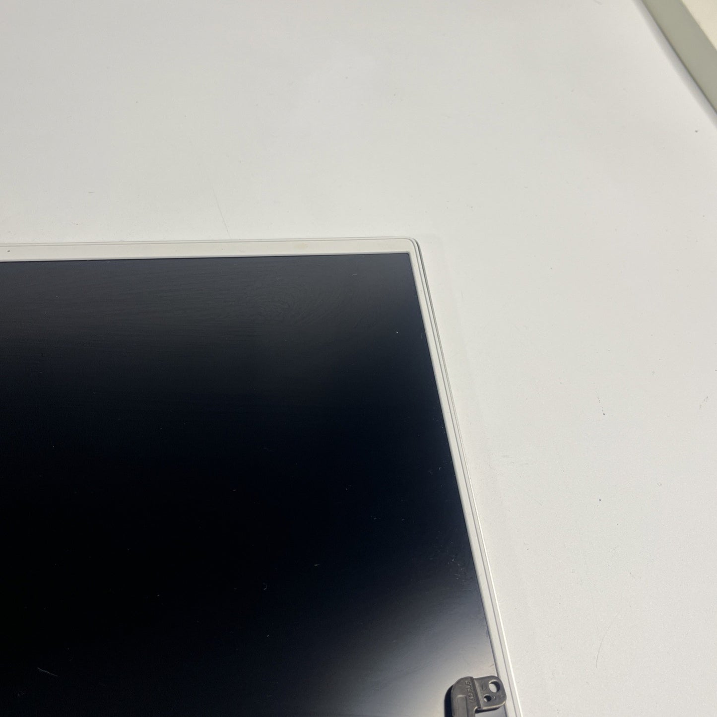 Dell Inspiron 7501 LCD Complete Screen Assembly Top Lid Cover Silver Cables