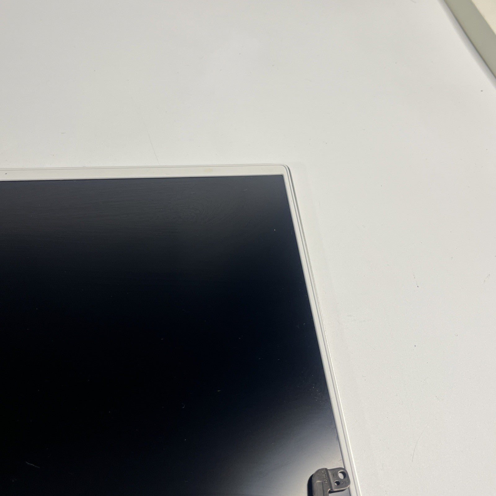 Dell Inspiron 7501 LCD Complete Screen Assembly Top Lid Cover Silver Cables