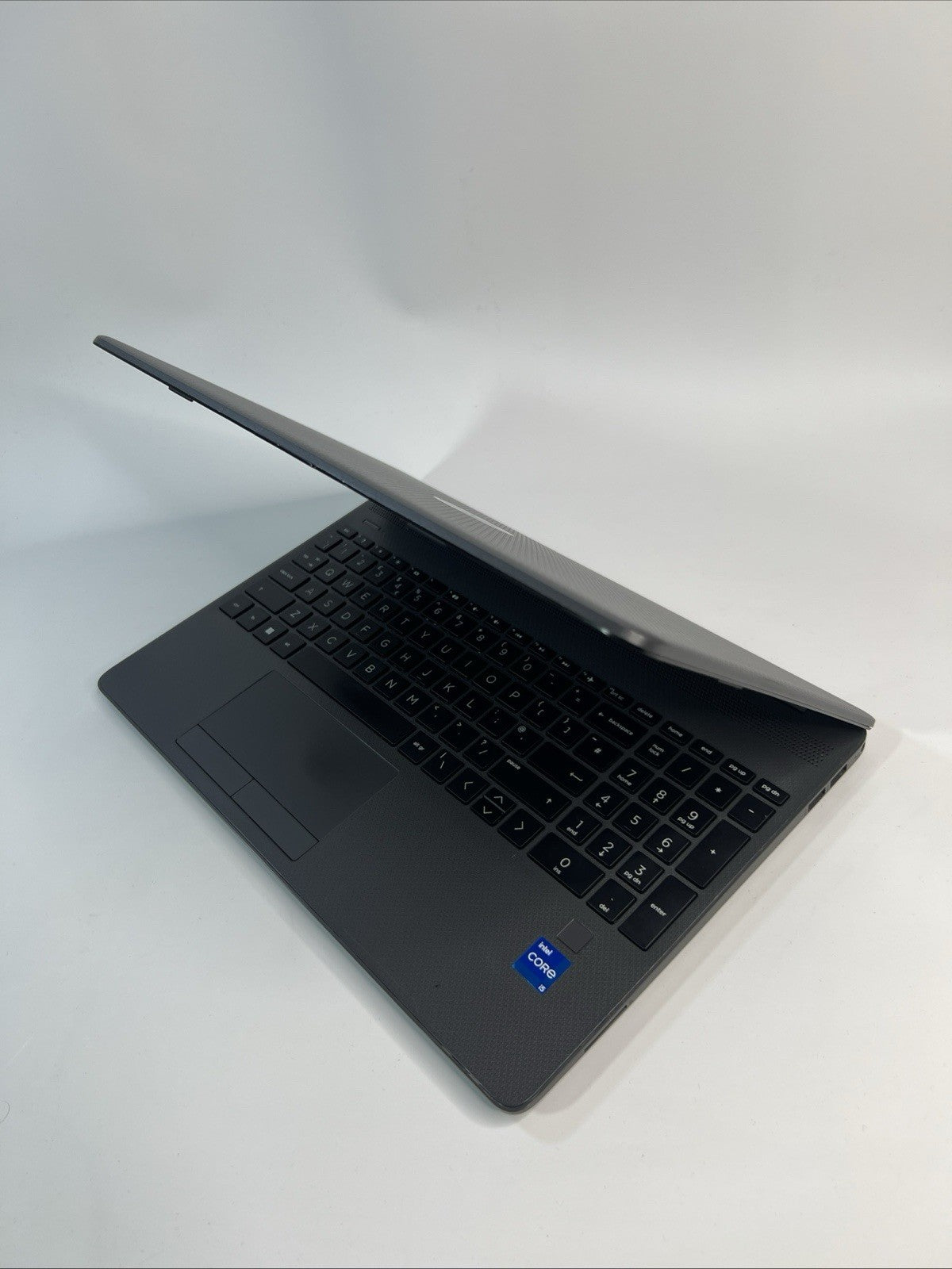 HP 250 G9 Core i5-1235U 16GB 512GB SSD 15.6 inch FHD Windows 11 Pro Laptop