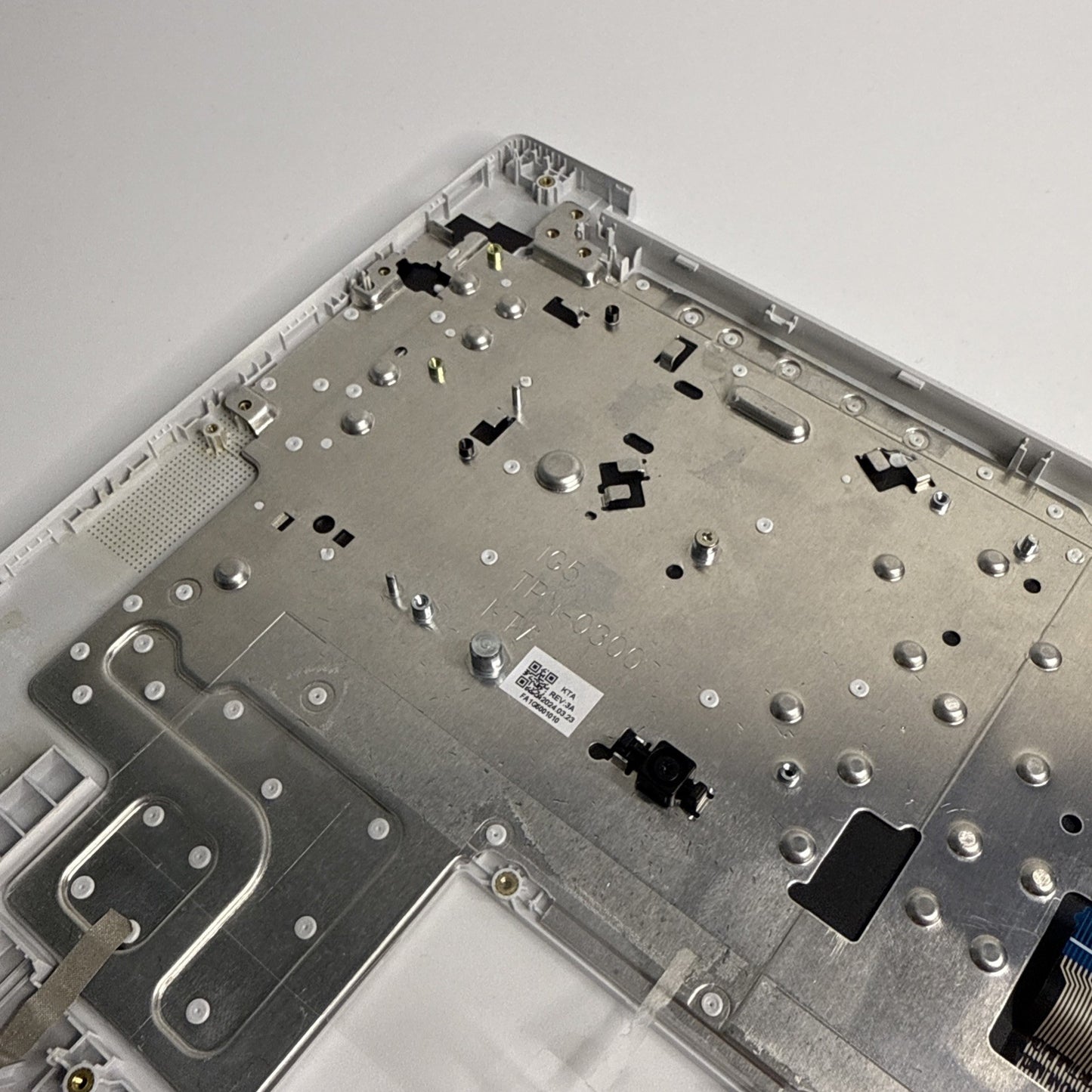 HP Chromebook 14A-NF Palmrest Top Cover UK Keyboard P/N N93341-001