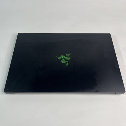 Razer Blade 15 RZ09-0328 I7-10th GEN RTX 2060 16 GB RAM 512GB SSD GOOD BATTERY