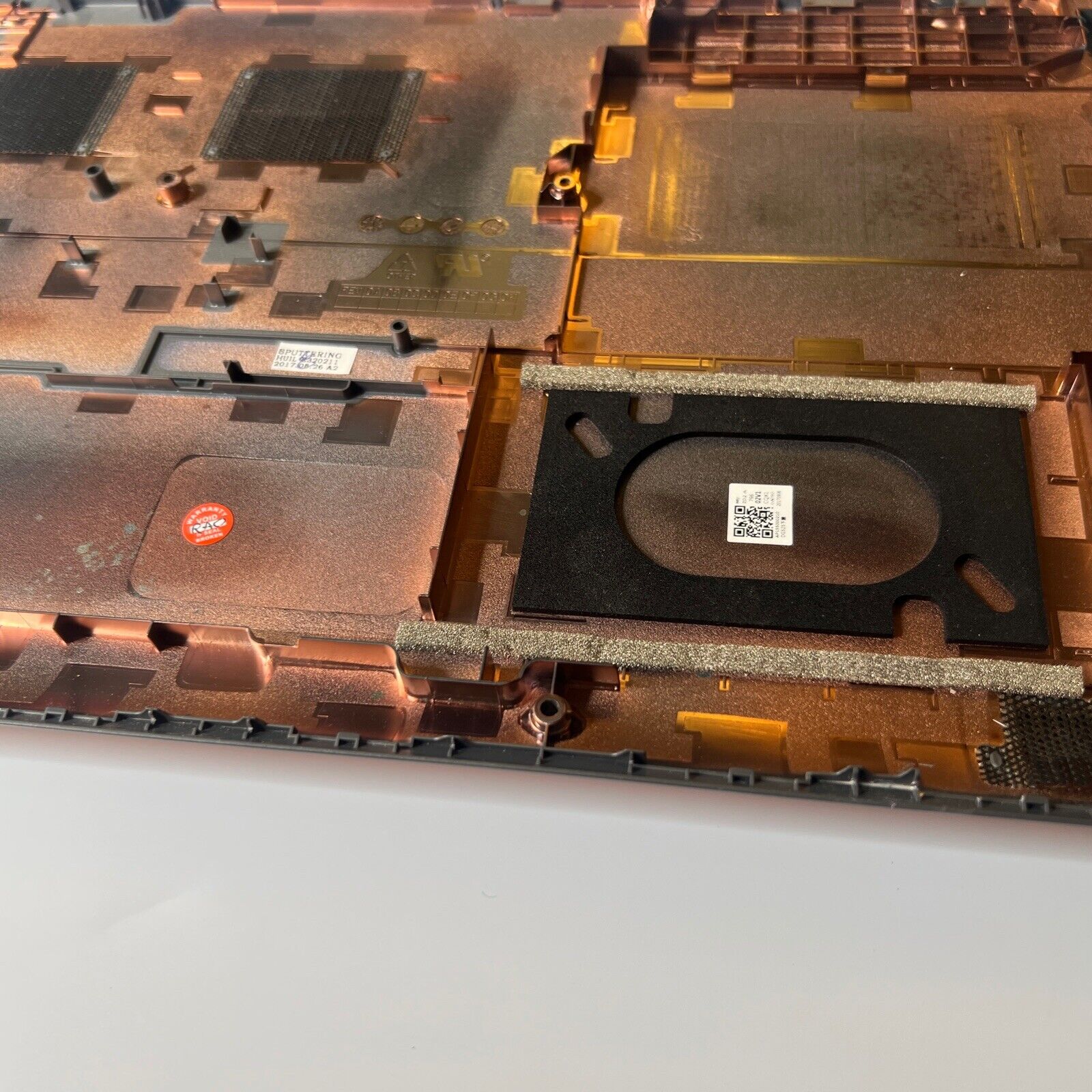 Lenovo Ideapad 320-15 320-15IAP 320-15AST Base Bottom Chassis AP155000210