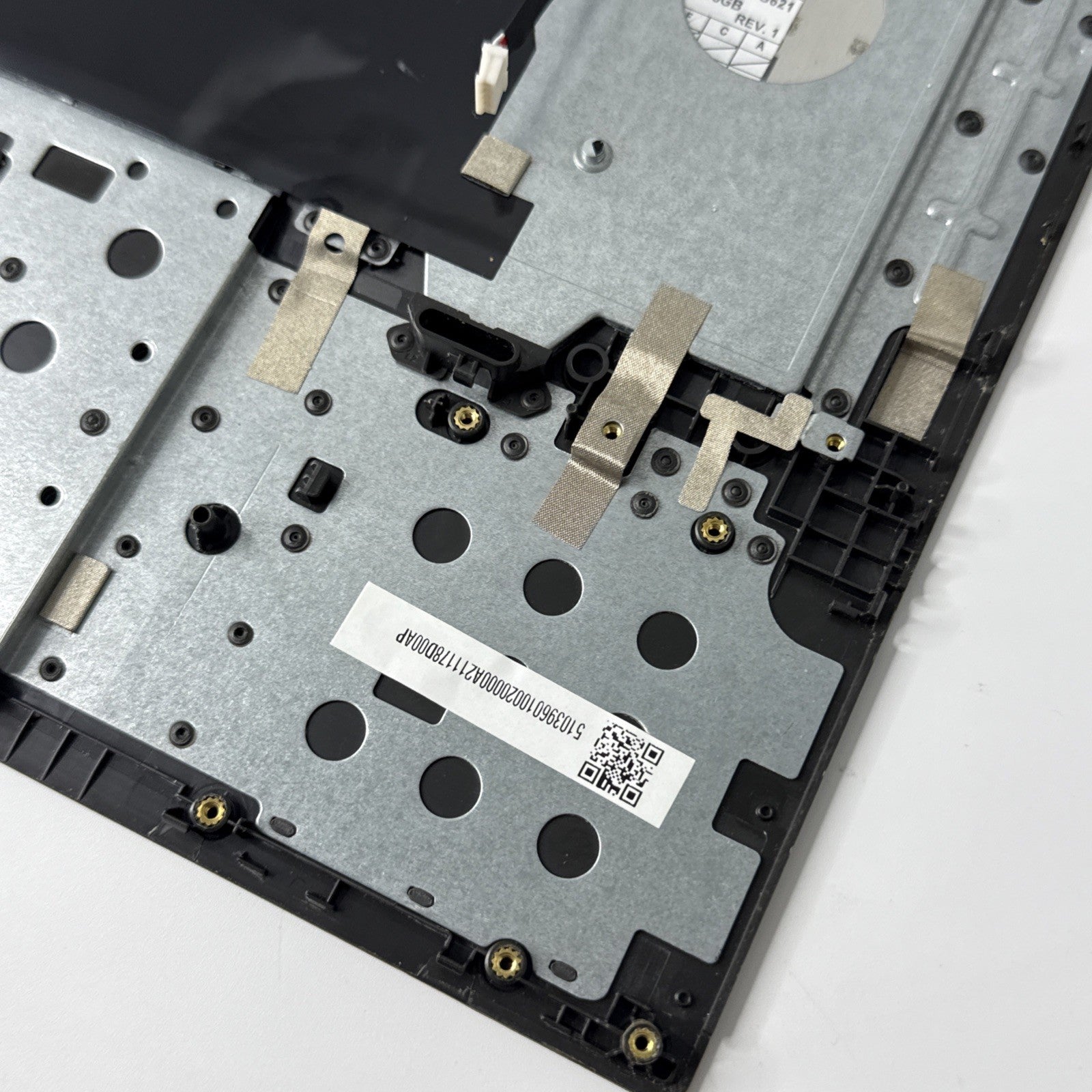 Lenovo Thinkpad L470 Palmrest UK Keyboard (KEY MISSING) Black