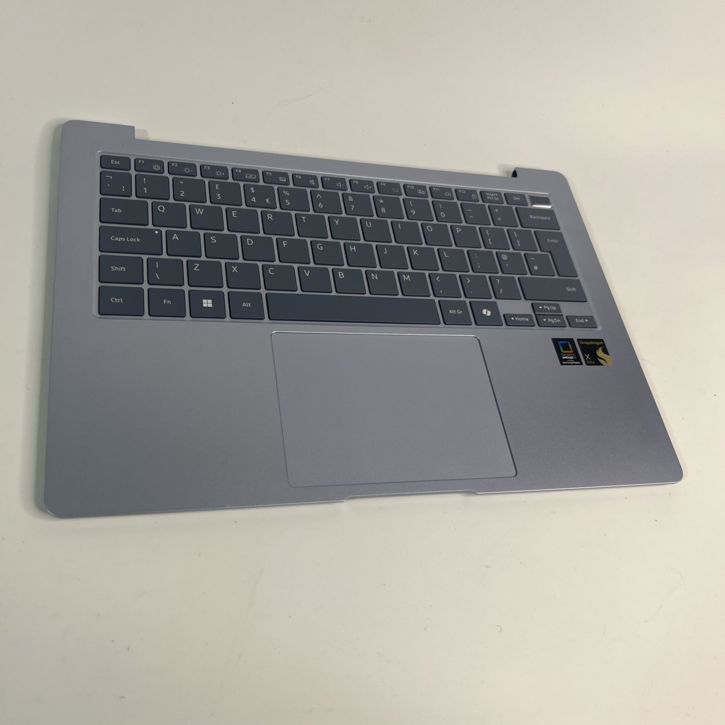 Samsung Galaxy Book 4 Edge NP940XMA Palmrest / Top Case Assembly – Grade B